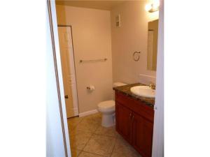 PALM LAKE CONDO - Residential Lease