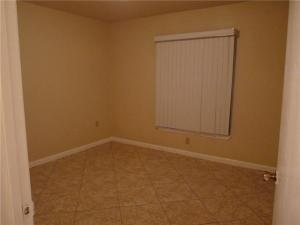 PALM LAKE CONDO - Residential Lease