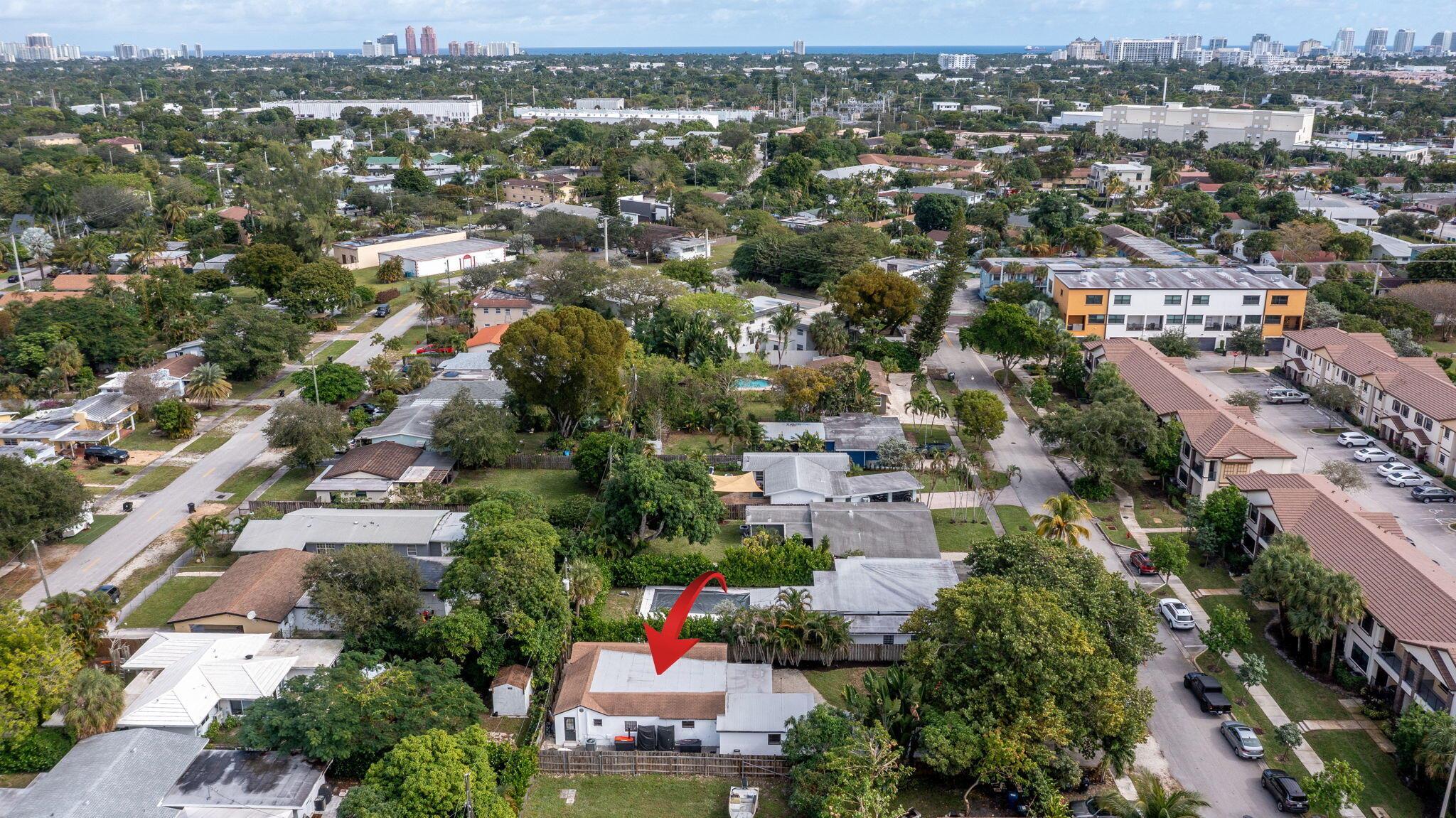 LAUDERDALE GARDENS - Residential
