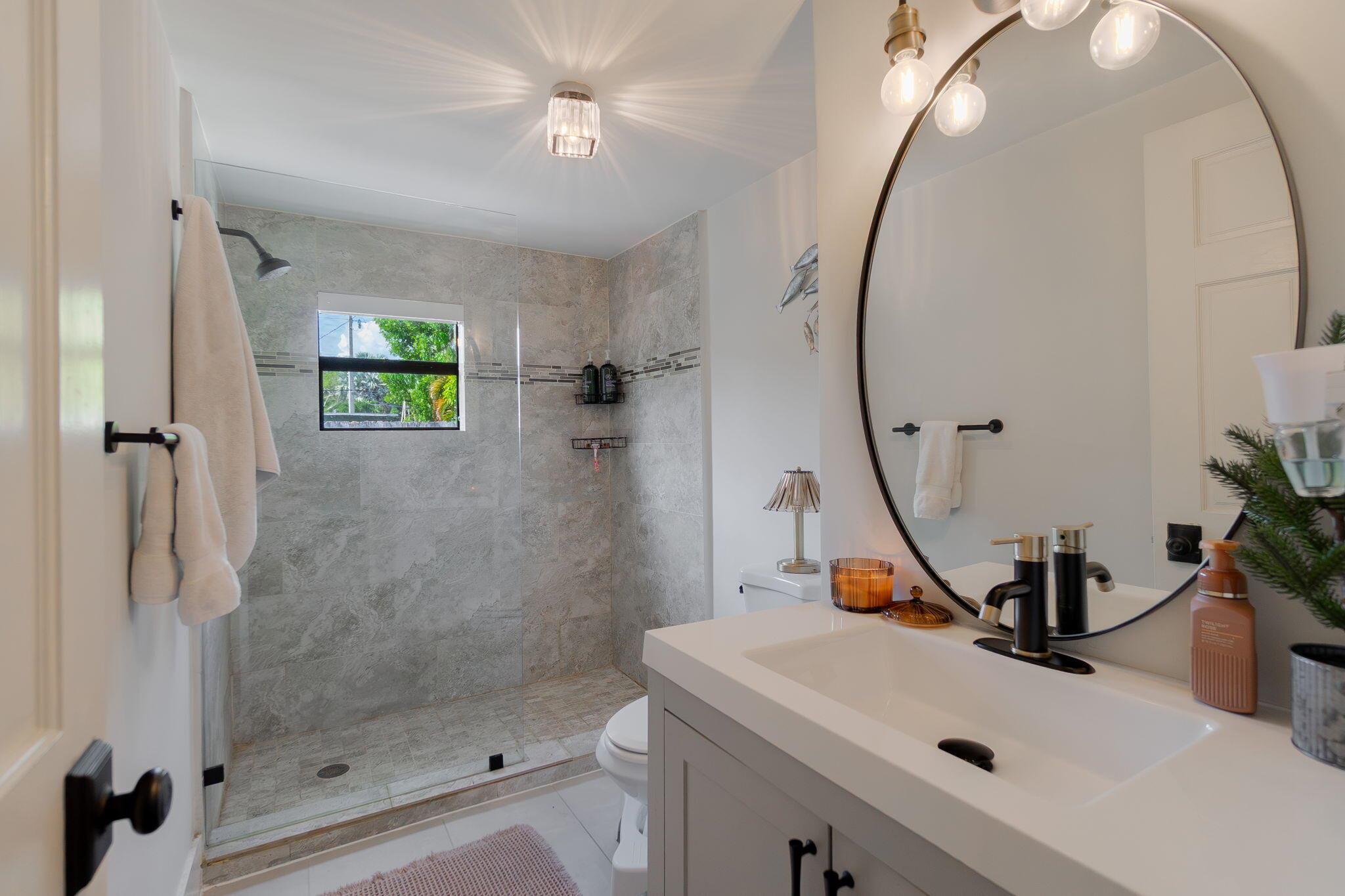 LAUDERDALE GARDENS - Residential