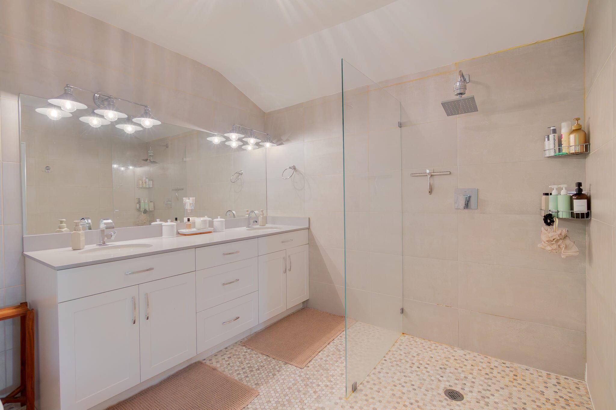 LAUDERDALE GARDENS - Residential