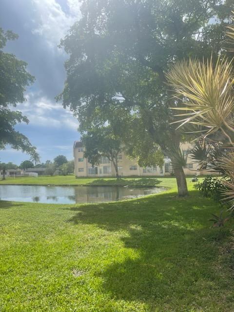 Sunrise Lakes Condo - Residential