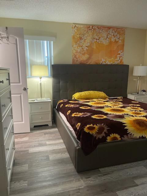 Sunrise Lakes Condo - Residential