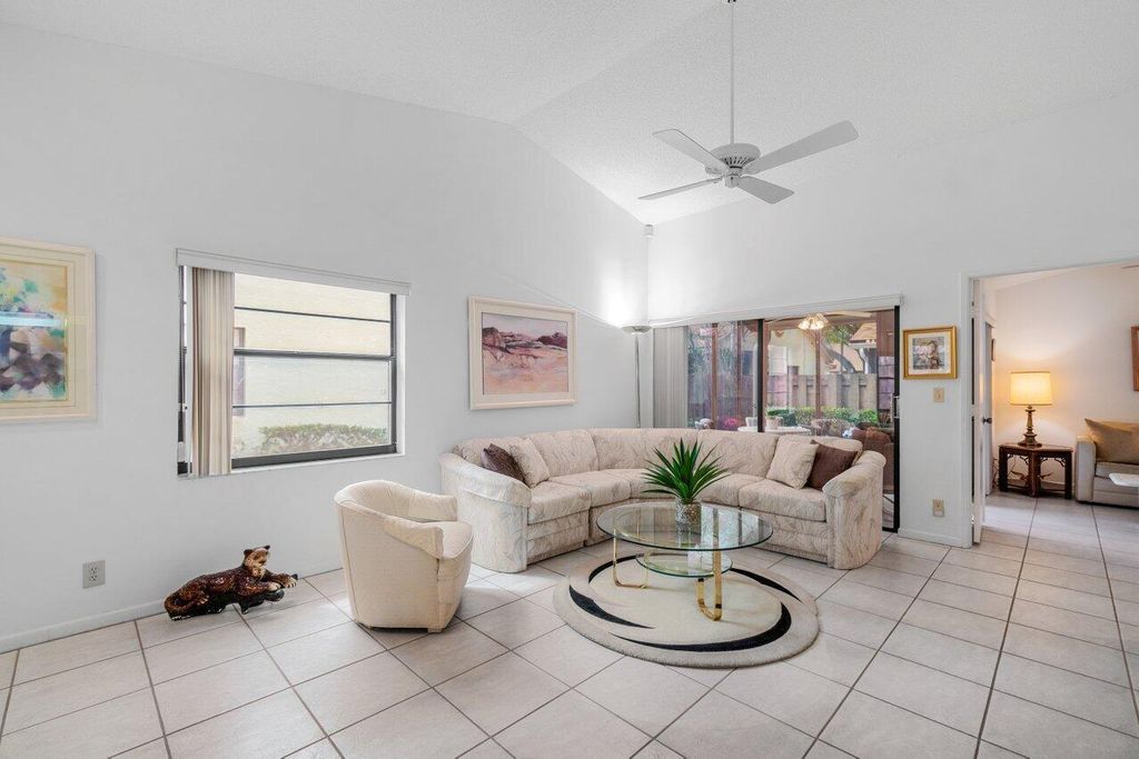 Photo of 18541 Sunburst Lane, Boca Raton, FL 33496 (MLS # R10964463)