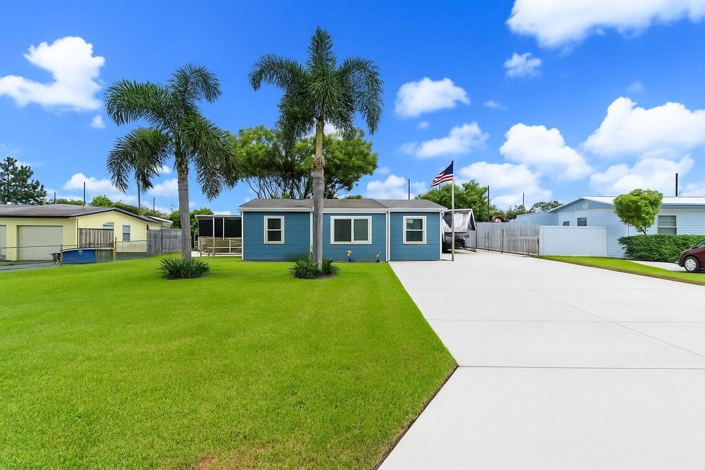 Photo of 2876 Shawnee Road, West Palm Beach, FL 33406 (MLS # R11125959)