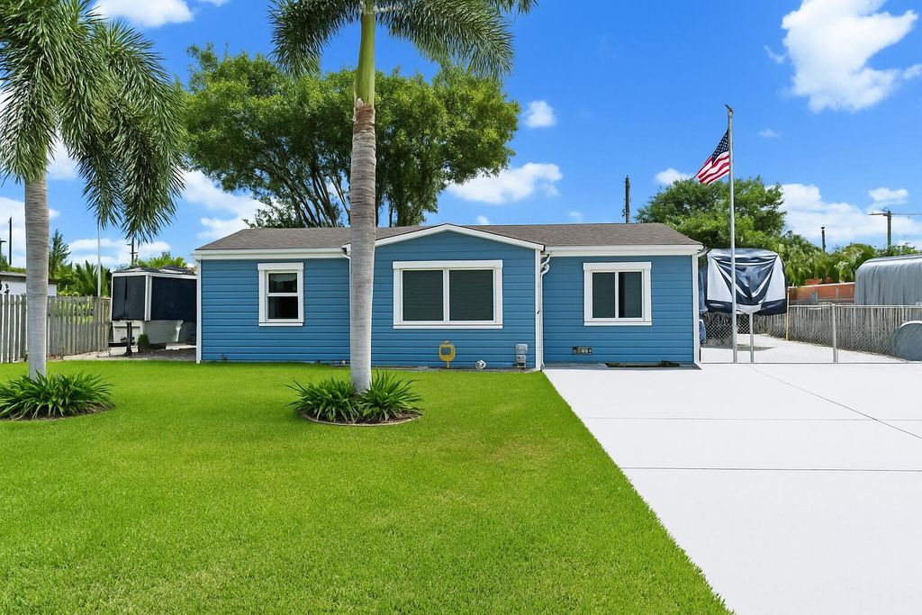 Photo of 2876 Shawnee Road, West Palm Beach, FL 33406 (MLS # R11125959)