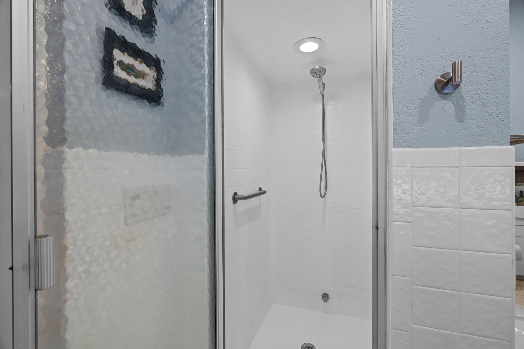 Woodlands Sec Five 67-43 - Residential