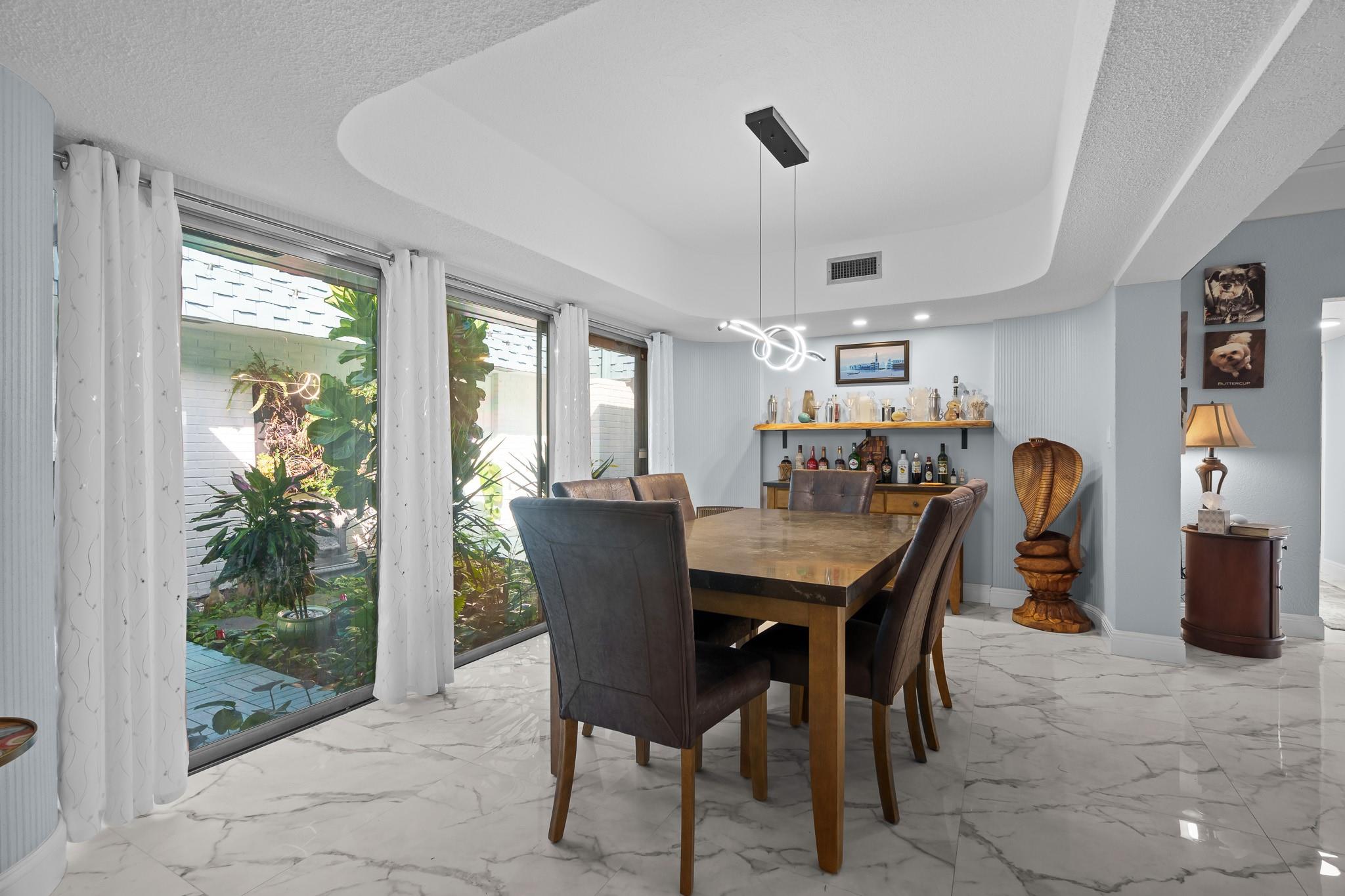 Woodlands Sec Five 67-43 - Residential