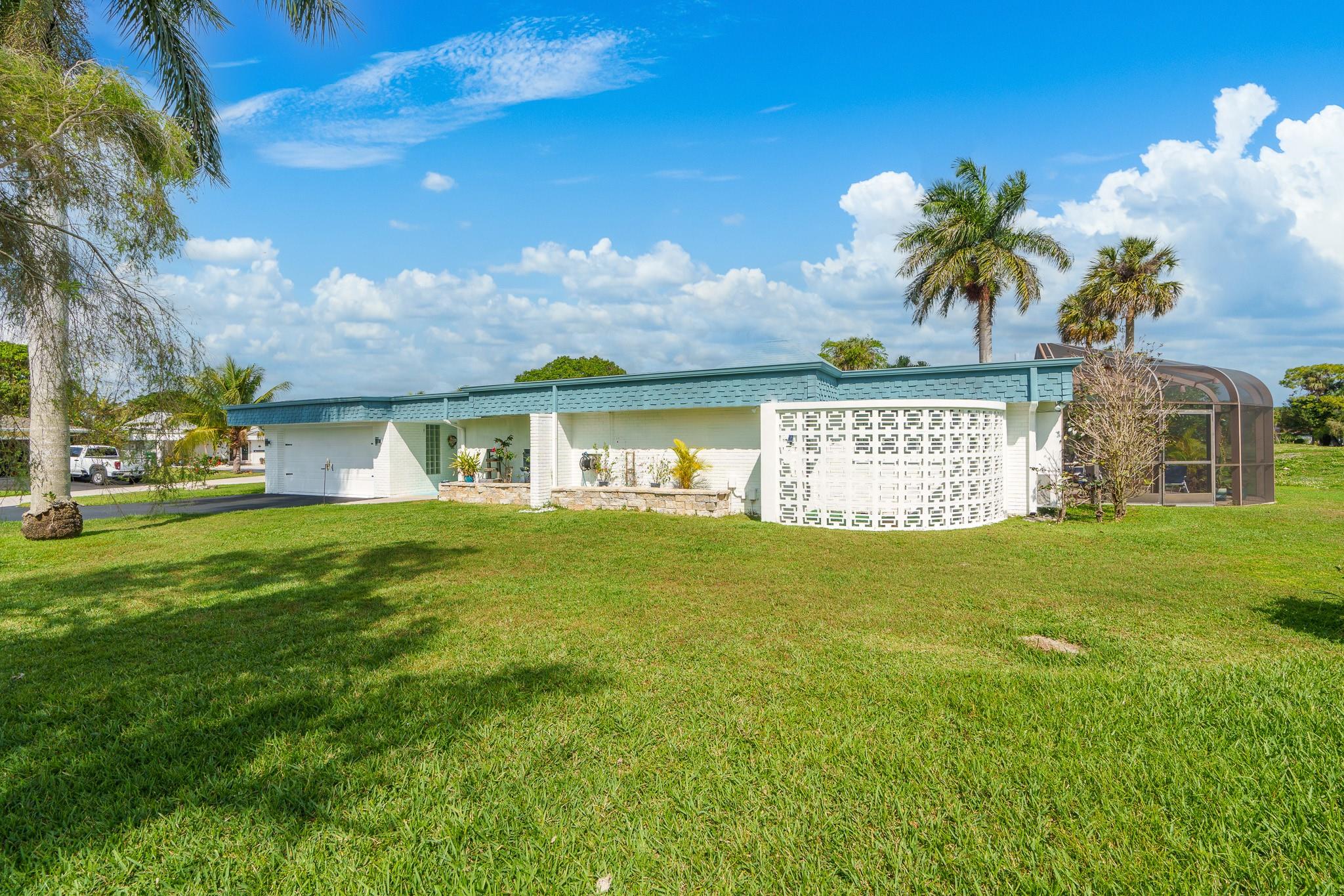 Woodlands Sec Five 67-43 - Residential