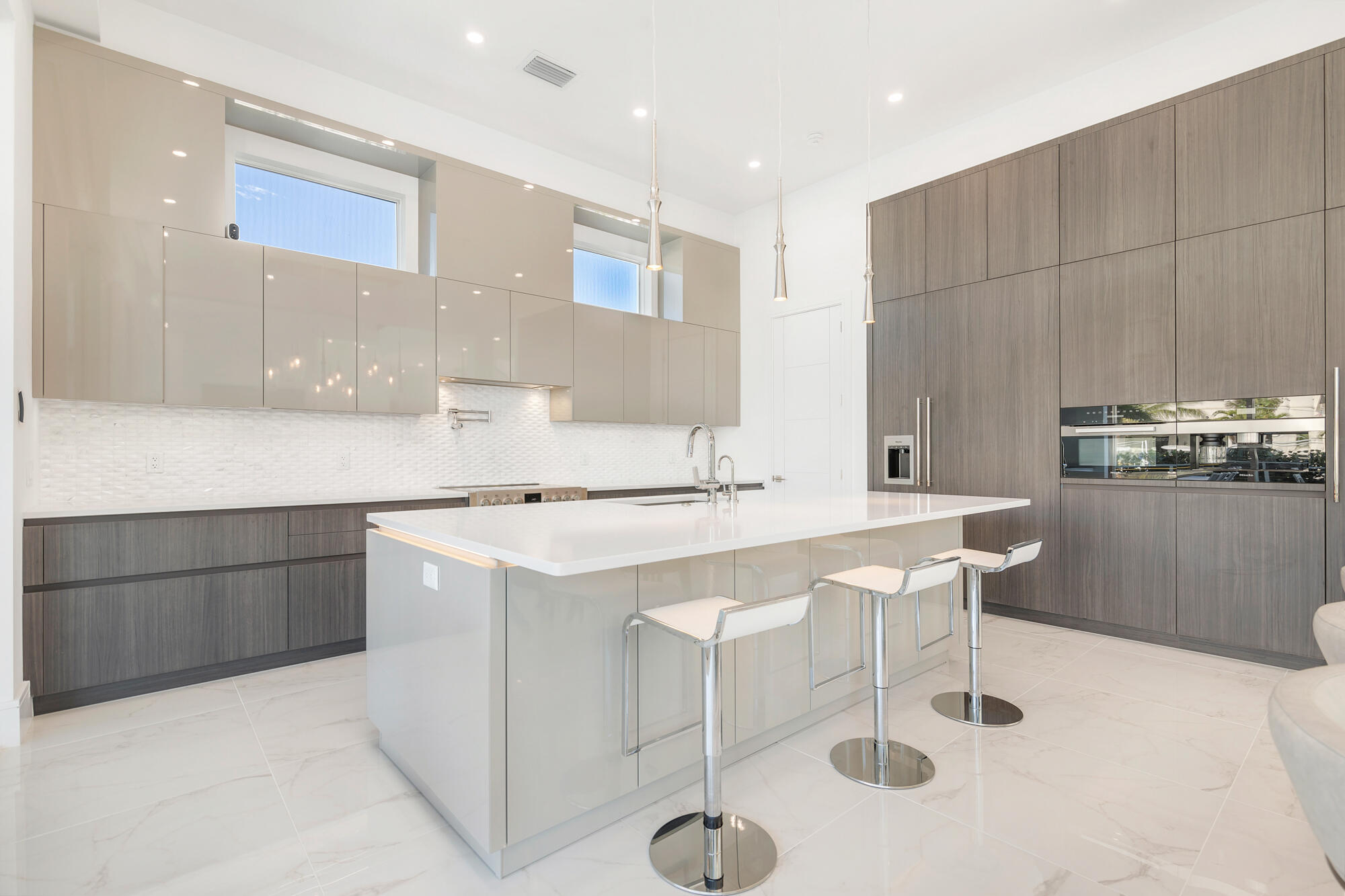 PALM BEACH ISLES 1 - Residential