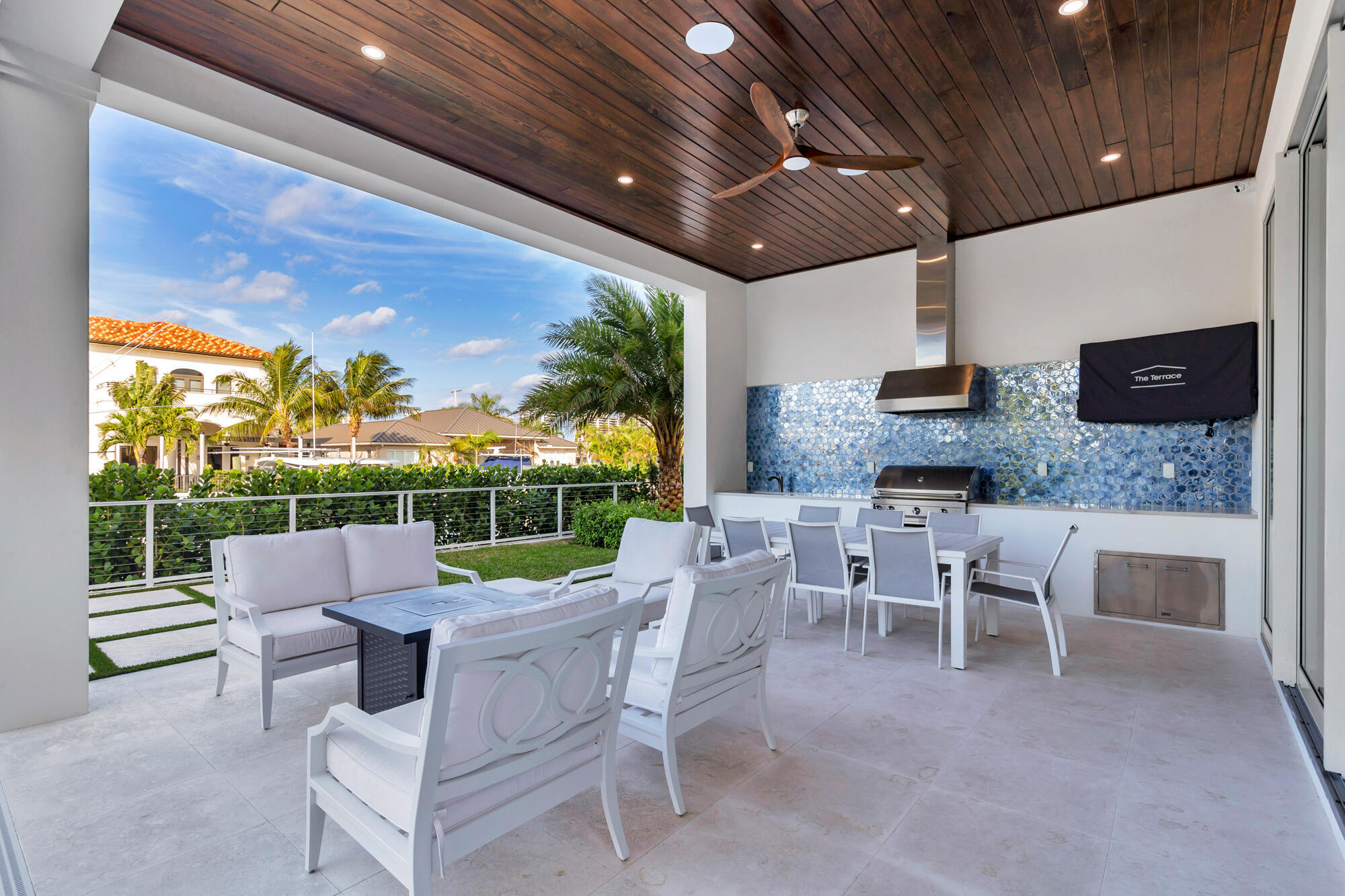 PALM BEACH ISLES 1 - Residential