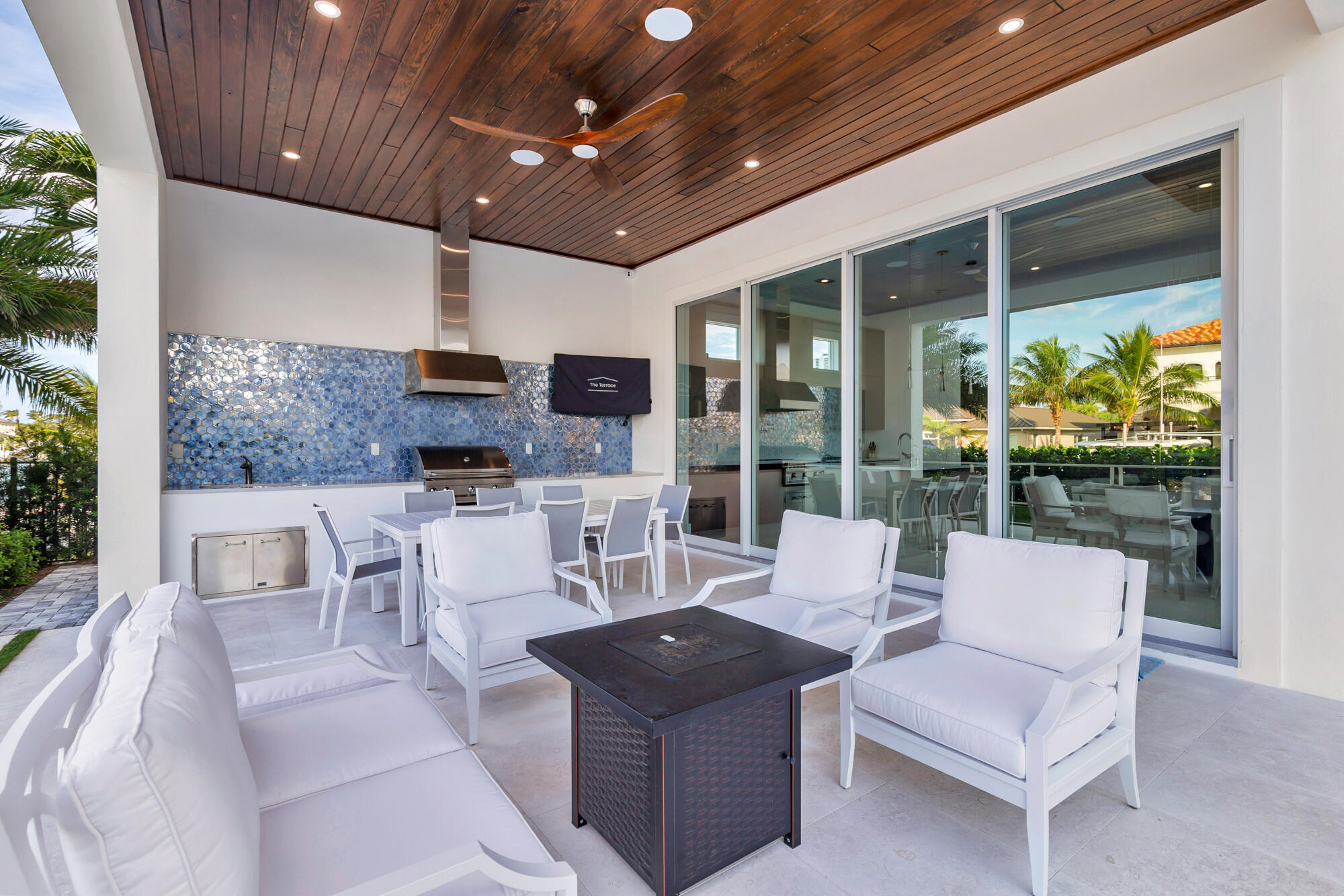 PALM BEACH ISLES 1 - Residential