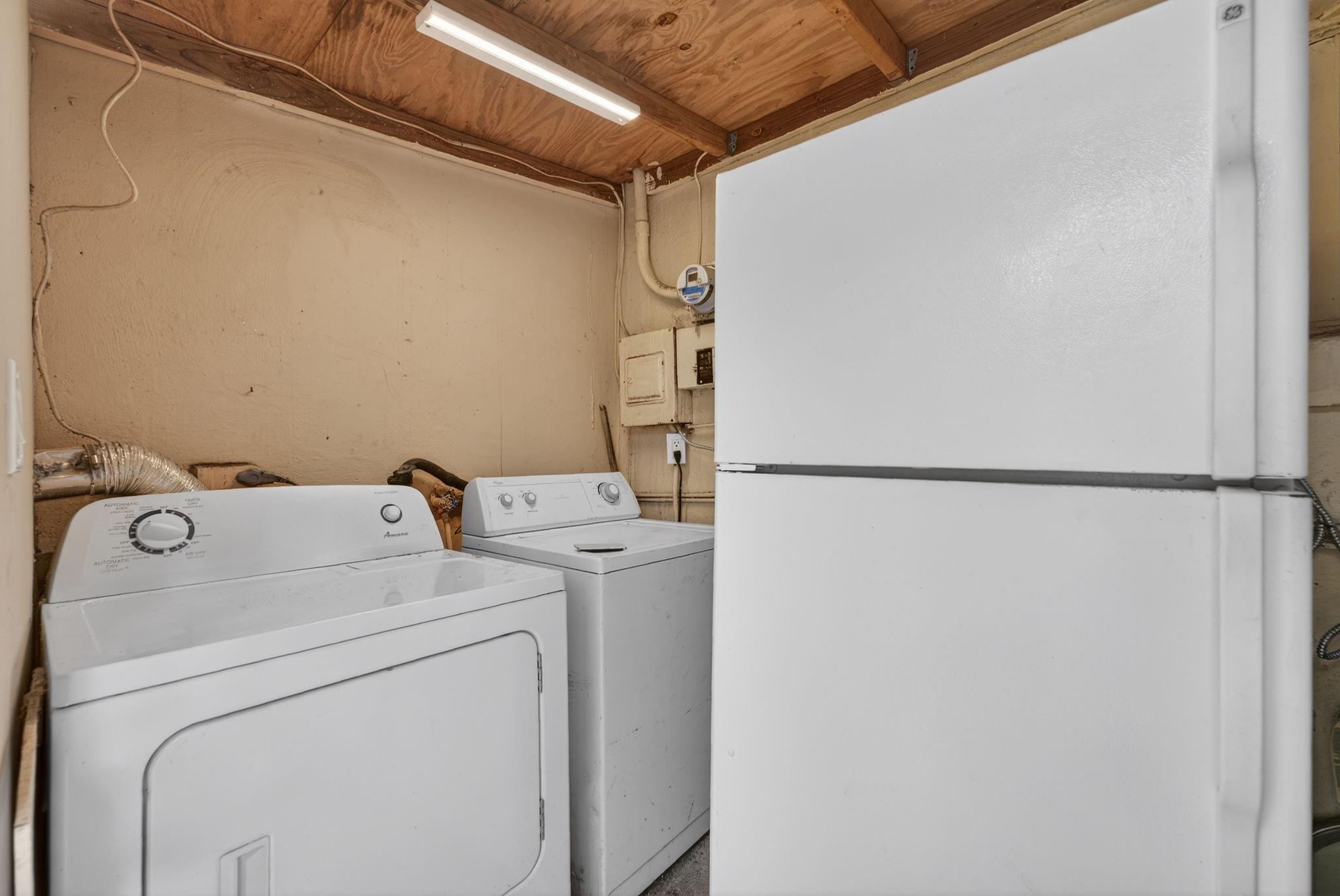 Hollywood Country Estates - Residential Lease