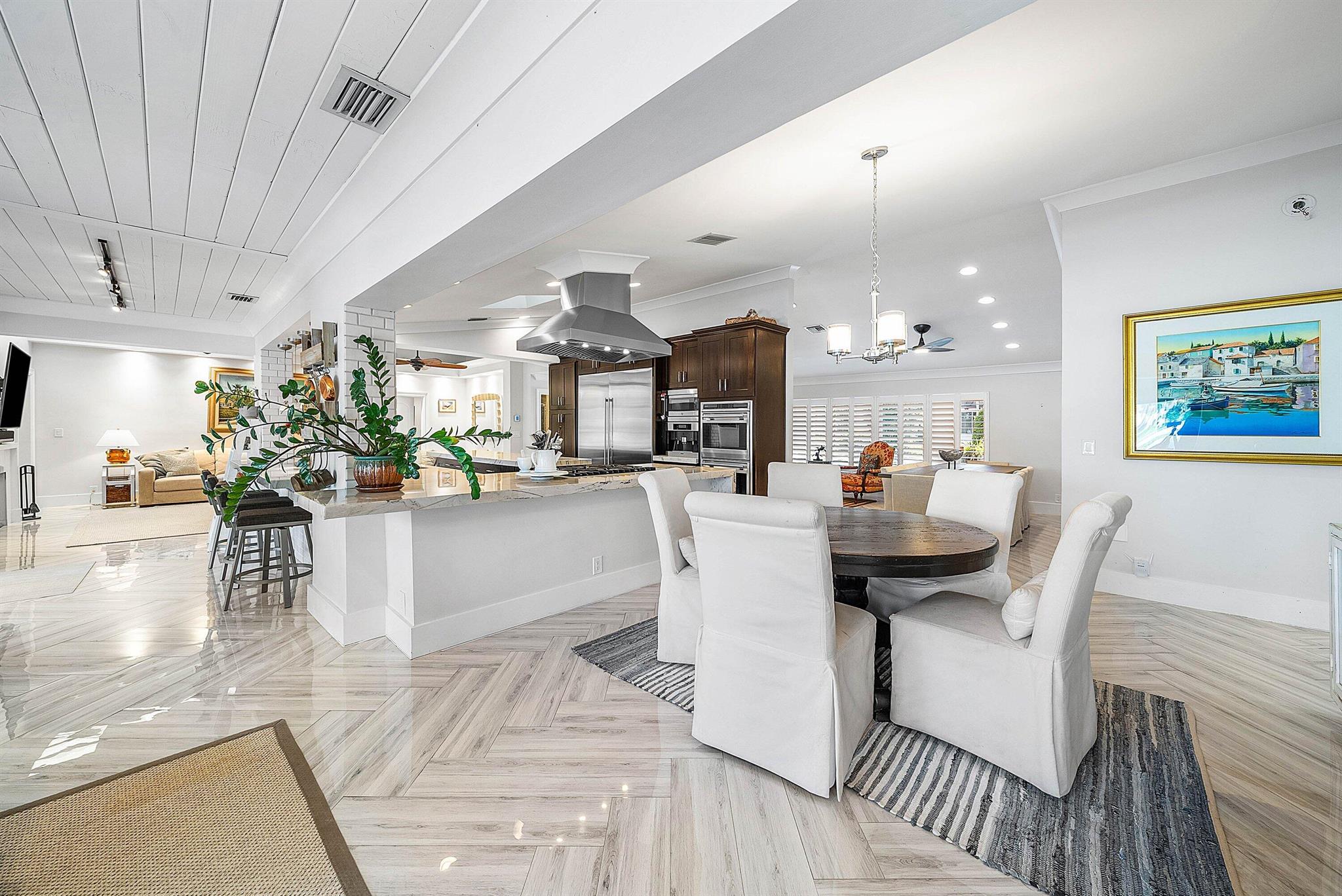 BOCA BAY COLONY - Residential