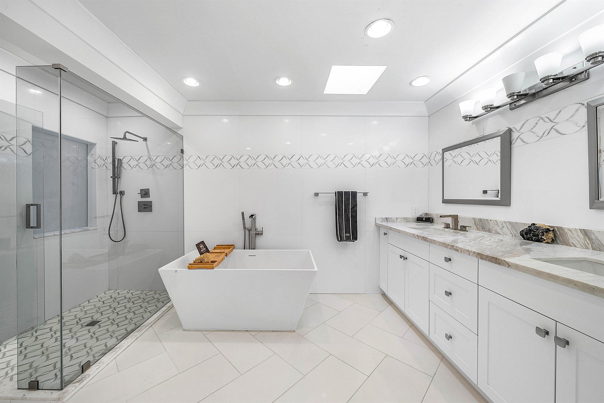 BOCA BAY COLONY - Residential