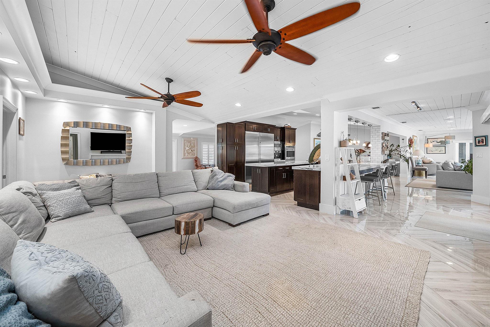 BOCA BAY COLONY - Residential