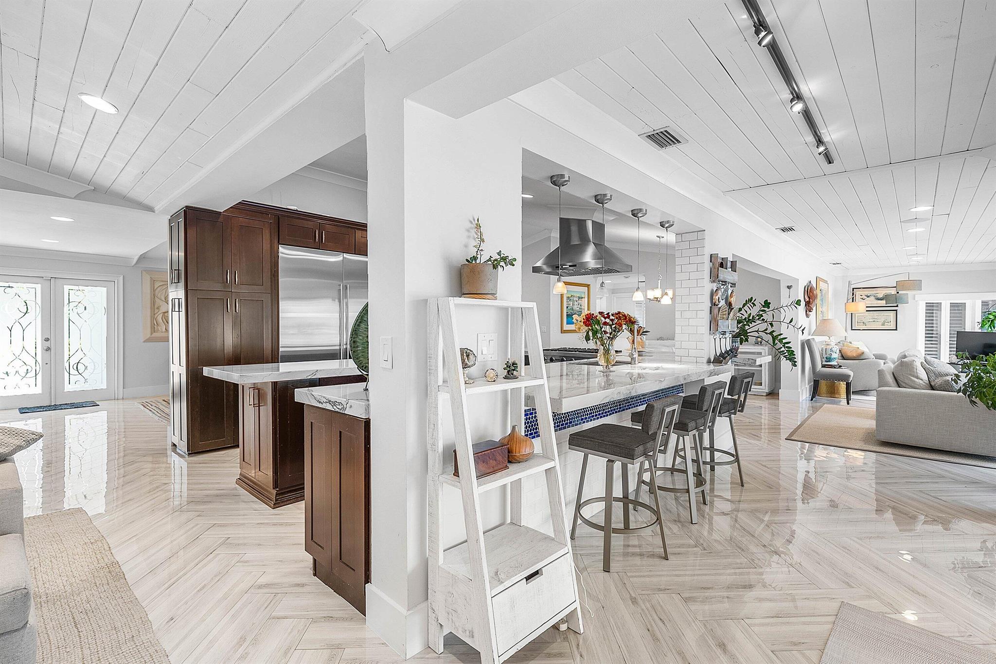 BOCA BAY COLONY - Residential