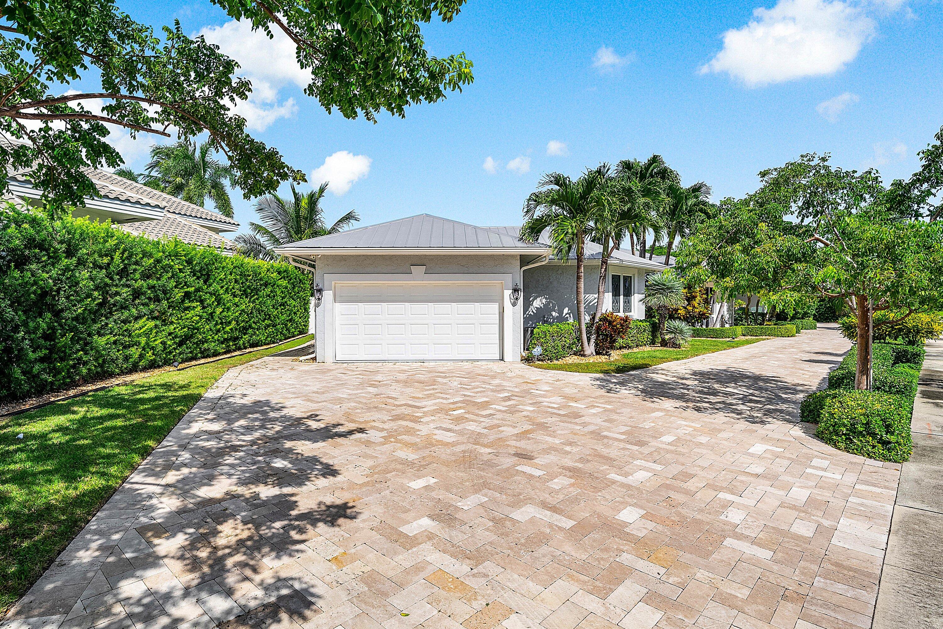 BOCA BAY COLONY - Residential