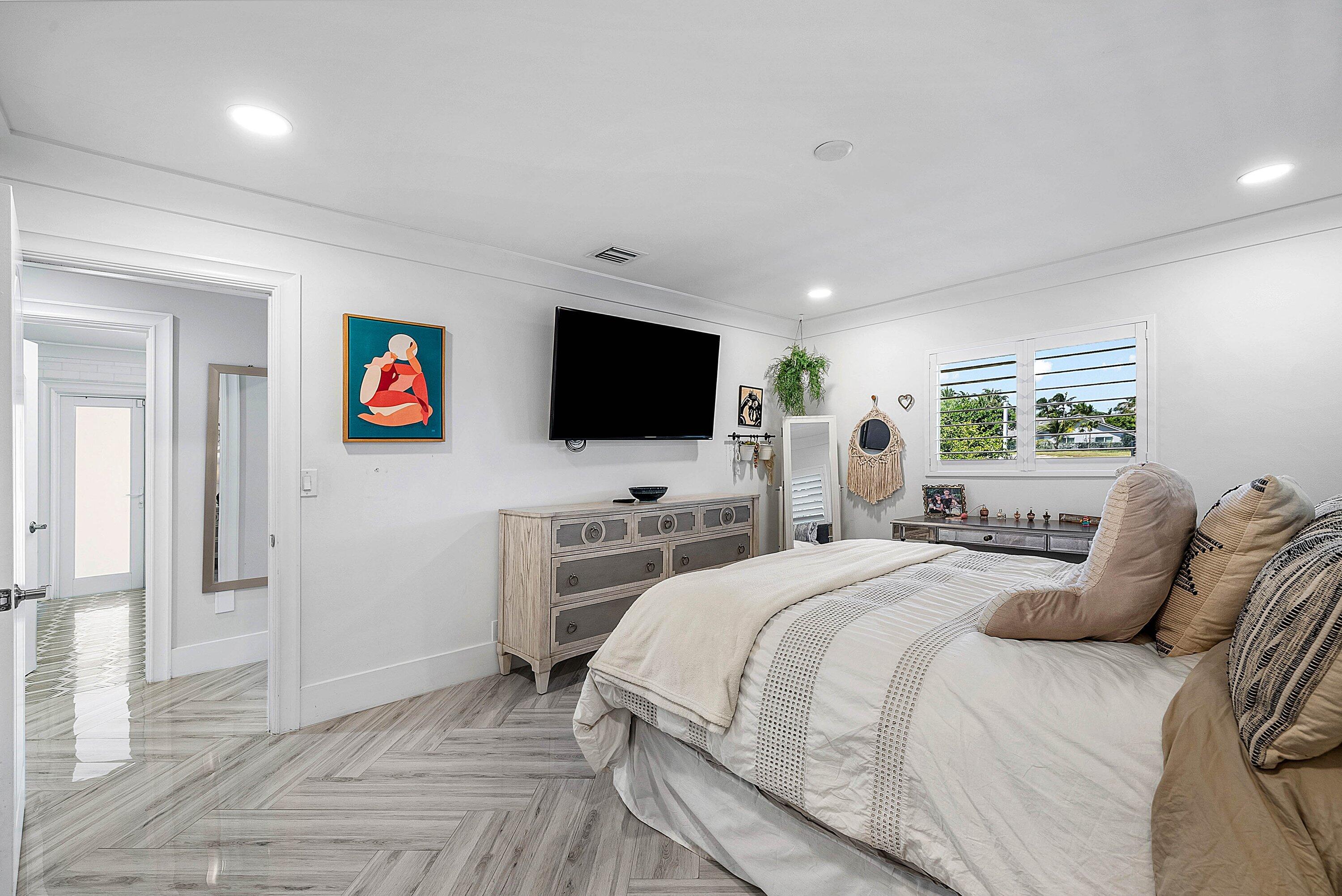 BOCA BAY COLONY - Residential