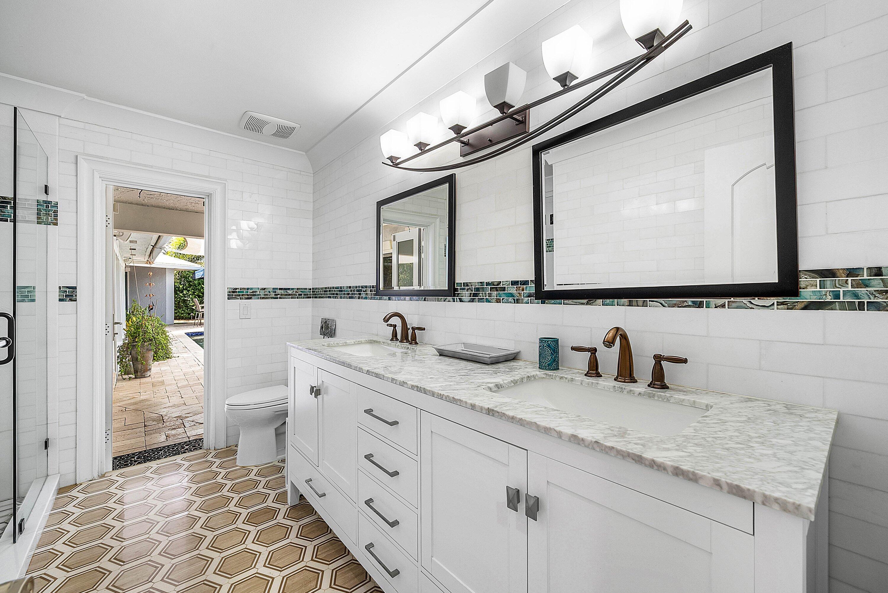 BOCA BAY COLONY - Residential