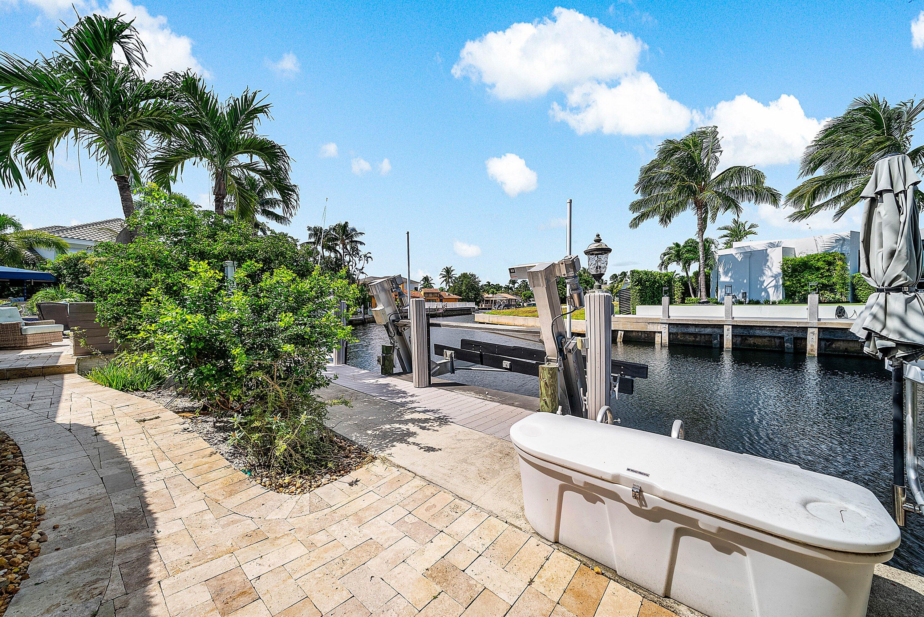 BOCA BAY COLONY - Residential