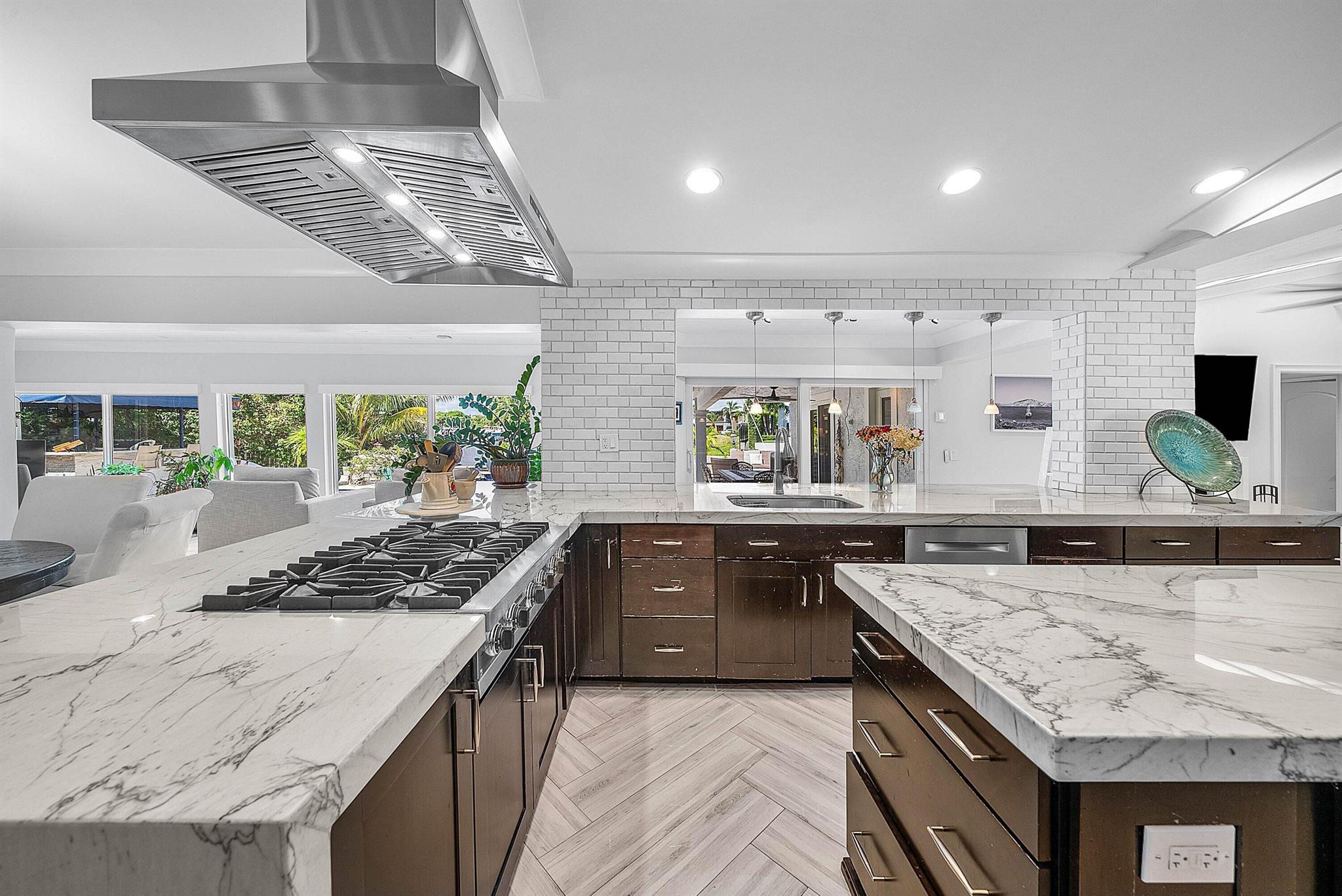 BOCA BAY COLONY - Residential