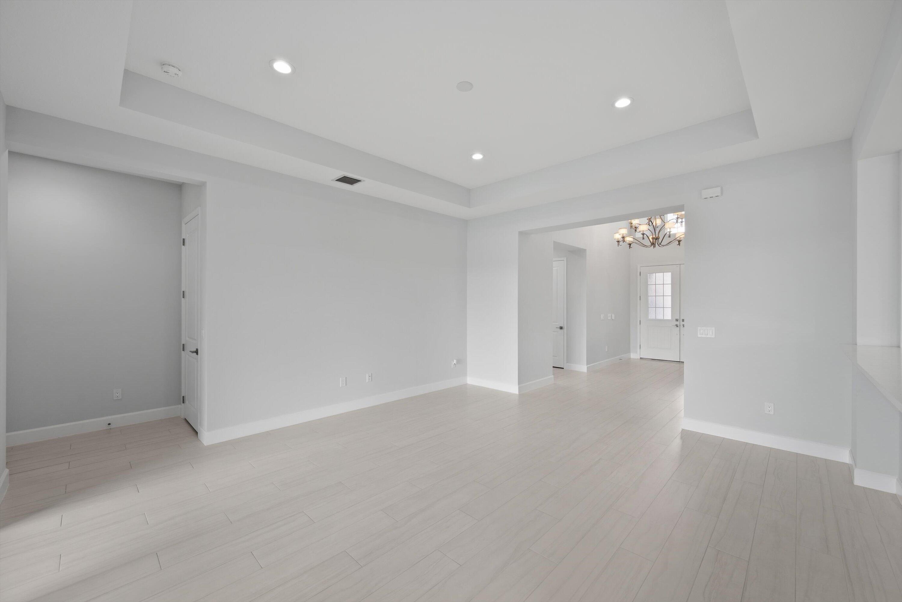 MEADOWS OF WESTLAKE - Residential