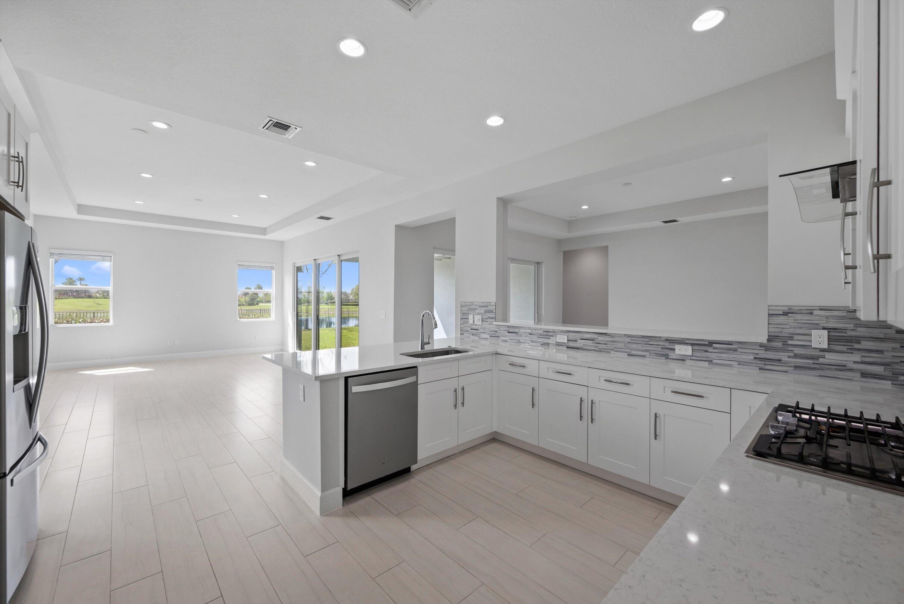 MEADOWS OF WESTLAKE - Residential