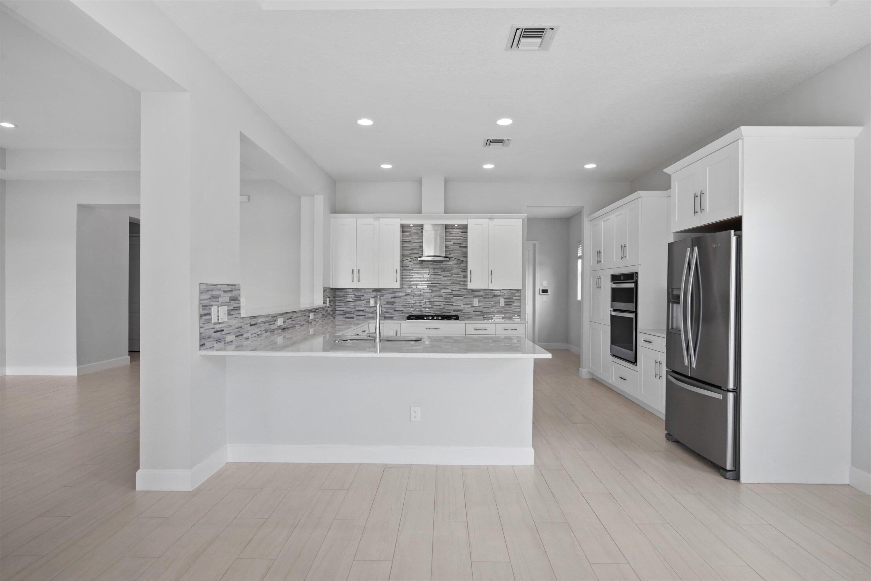 MEADOWS OF WESTLAKE - Residential