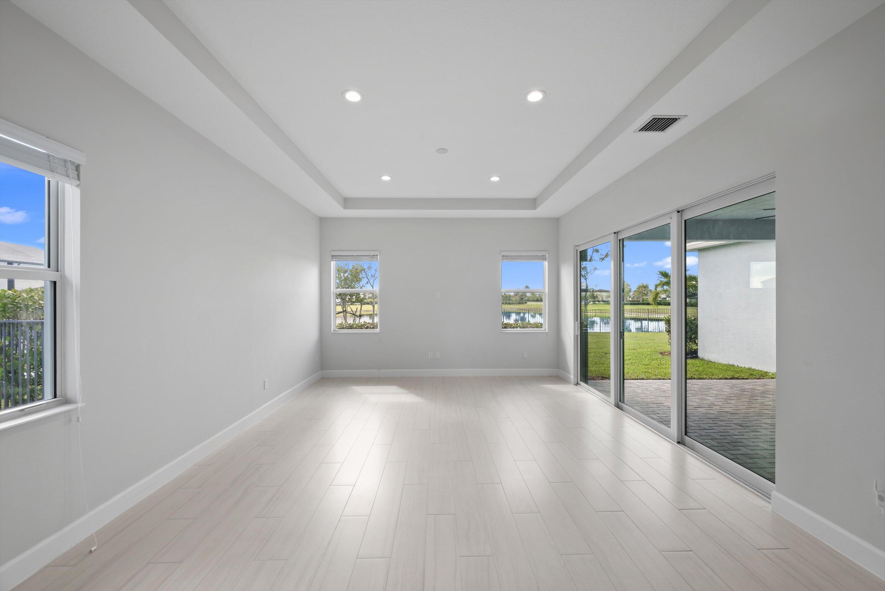 MEADOWS OF WESTLAKE - Residential
