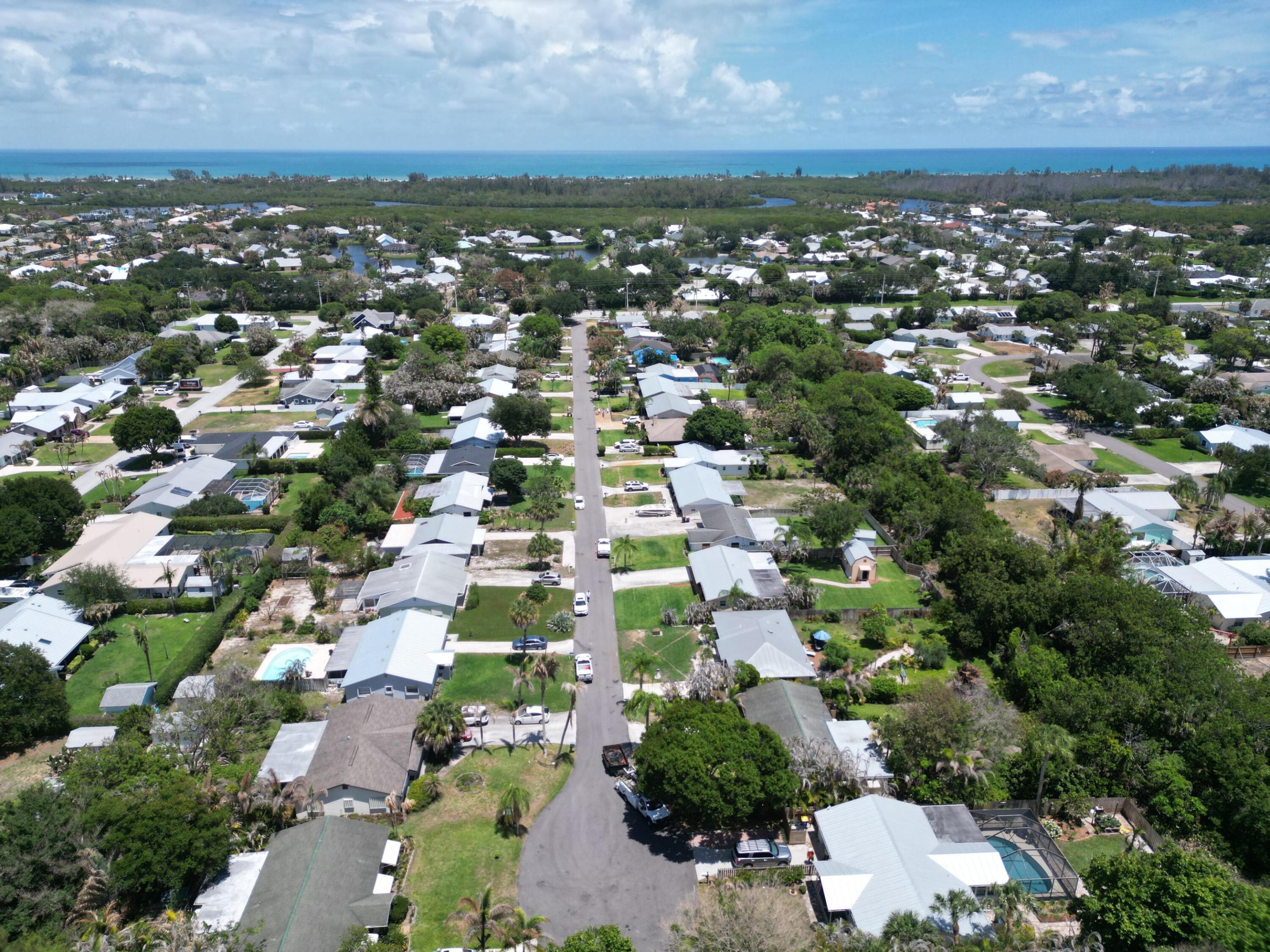 LITTLE VILLAGE UNREC - Residential