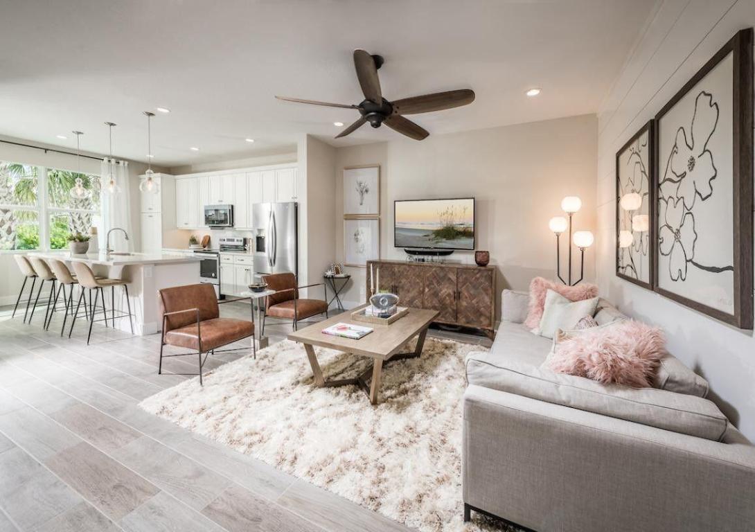 DEERFIELD CROSSING - Residential Lease