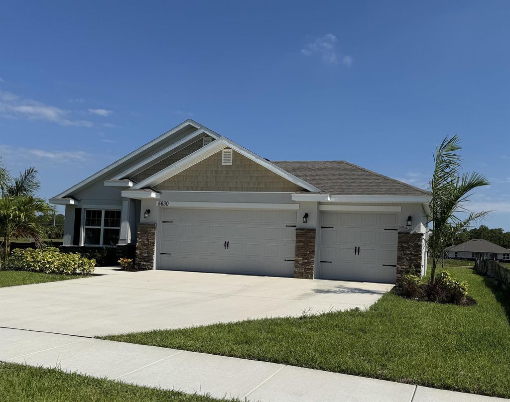 Photo of 5630 Lugo Street, Fort Pierce, FL 34951 (MLS # R10995619)