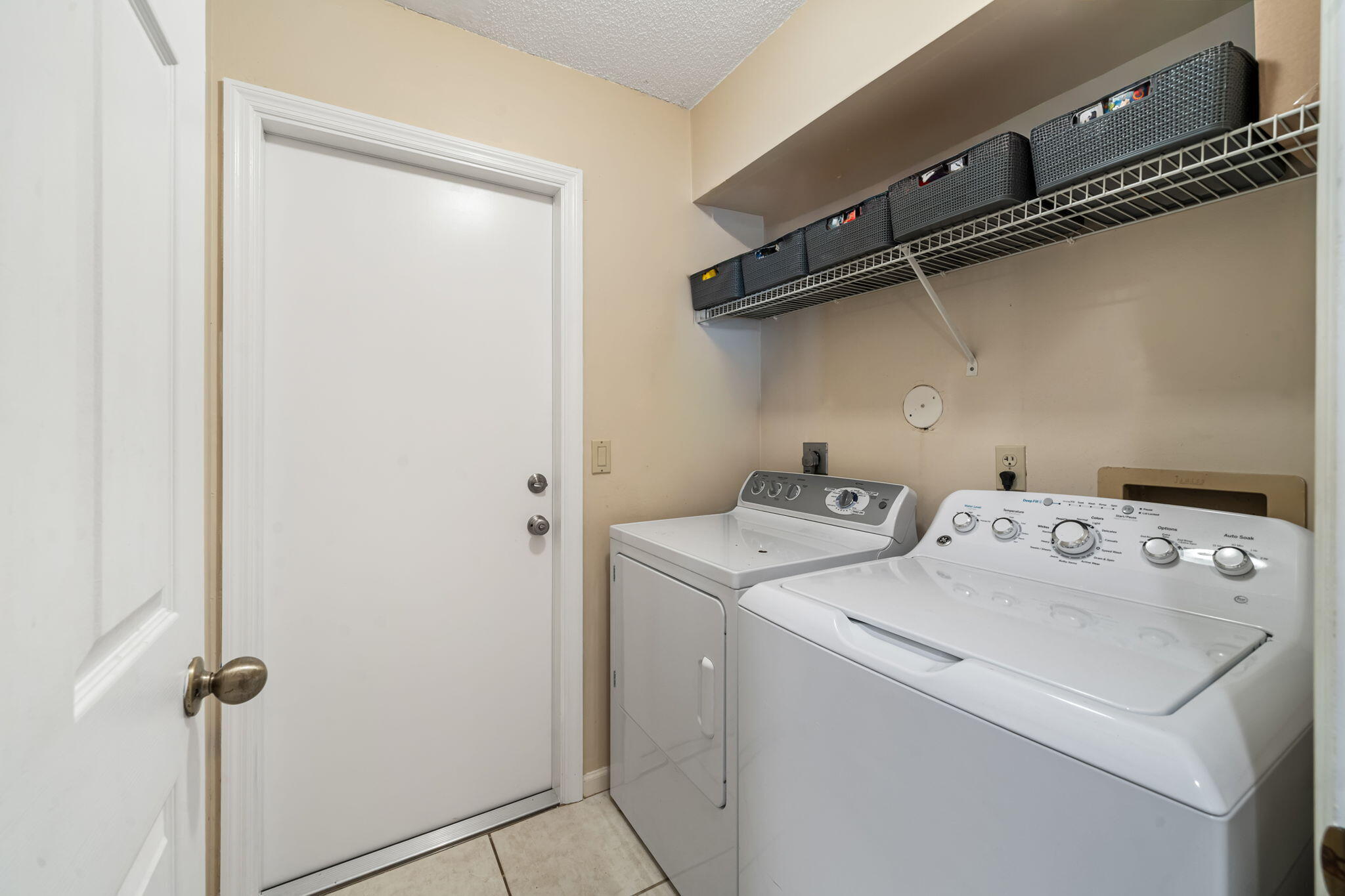 PALM CLUB WEST VILLAGE 2 - Residential