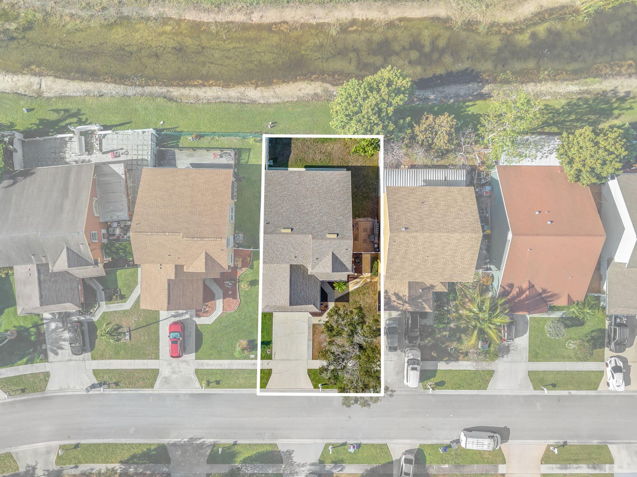 PALM CLUB WEST VILLAGE 2 - Residential