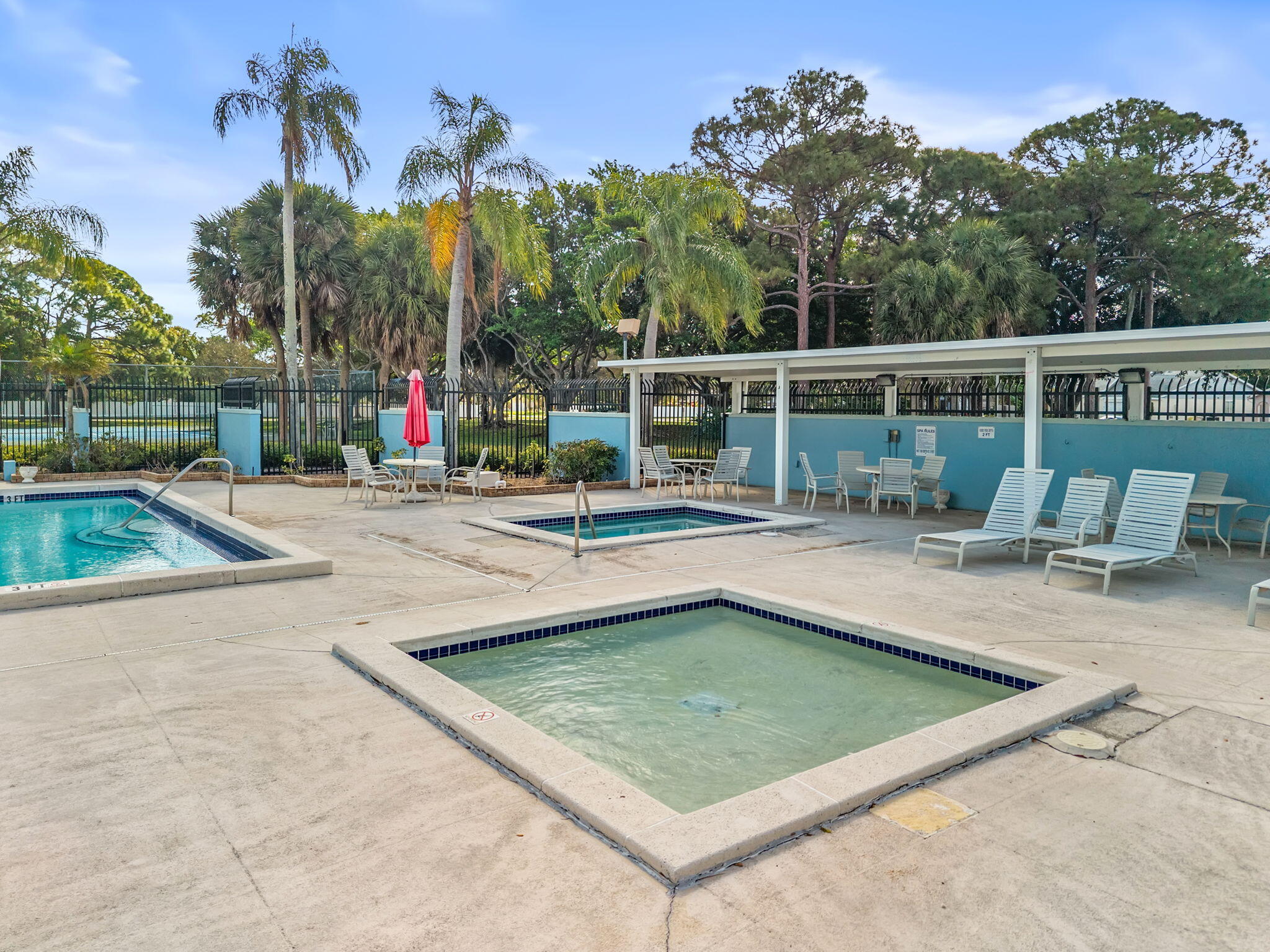 PALM CLUB WEST VILLAGE 2 - Residential