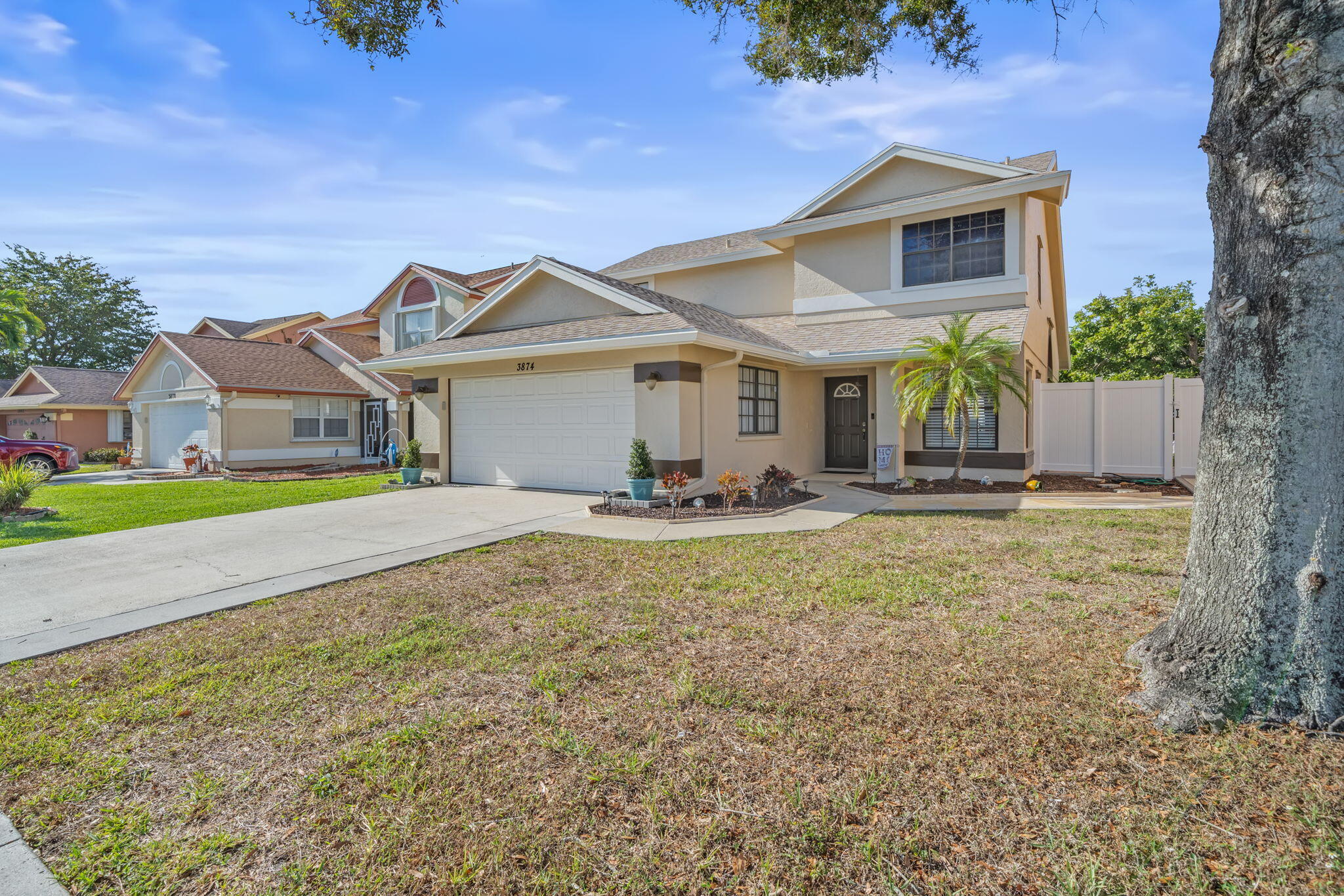 PALM CLUB WEST VILLAGE 2 - Residential