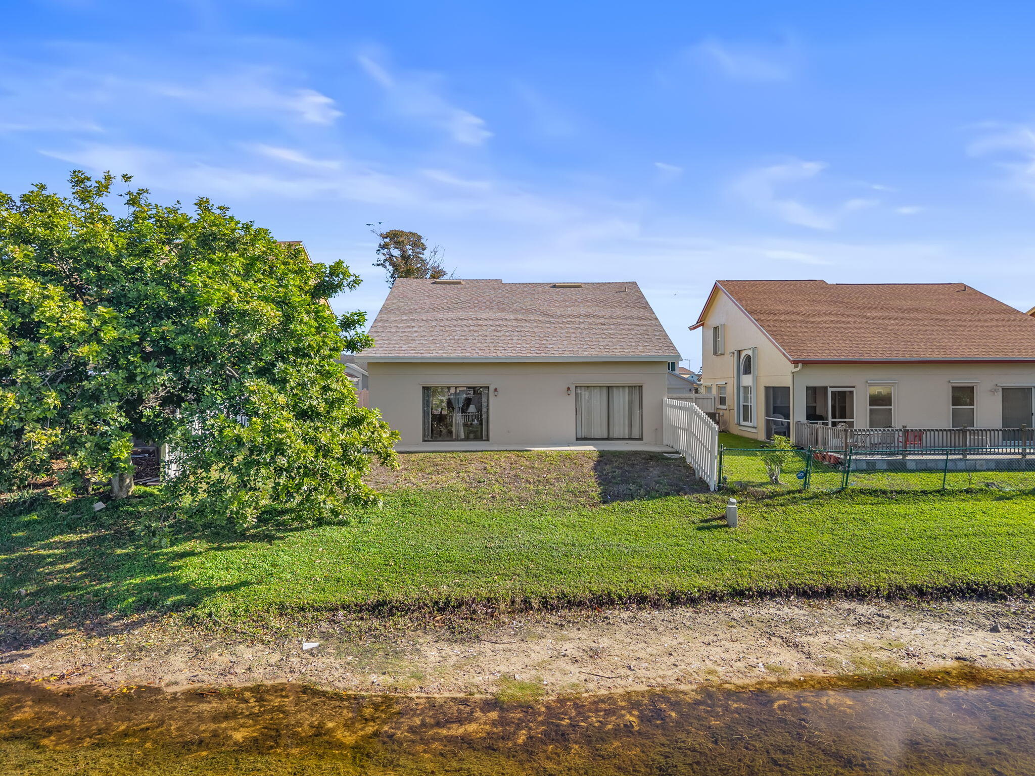 PALM CLUB WEST VILLAGE 2 - Residential