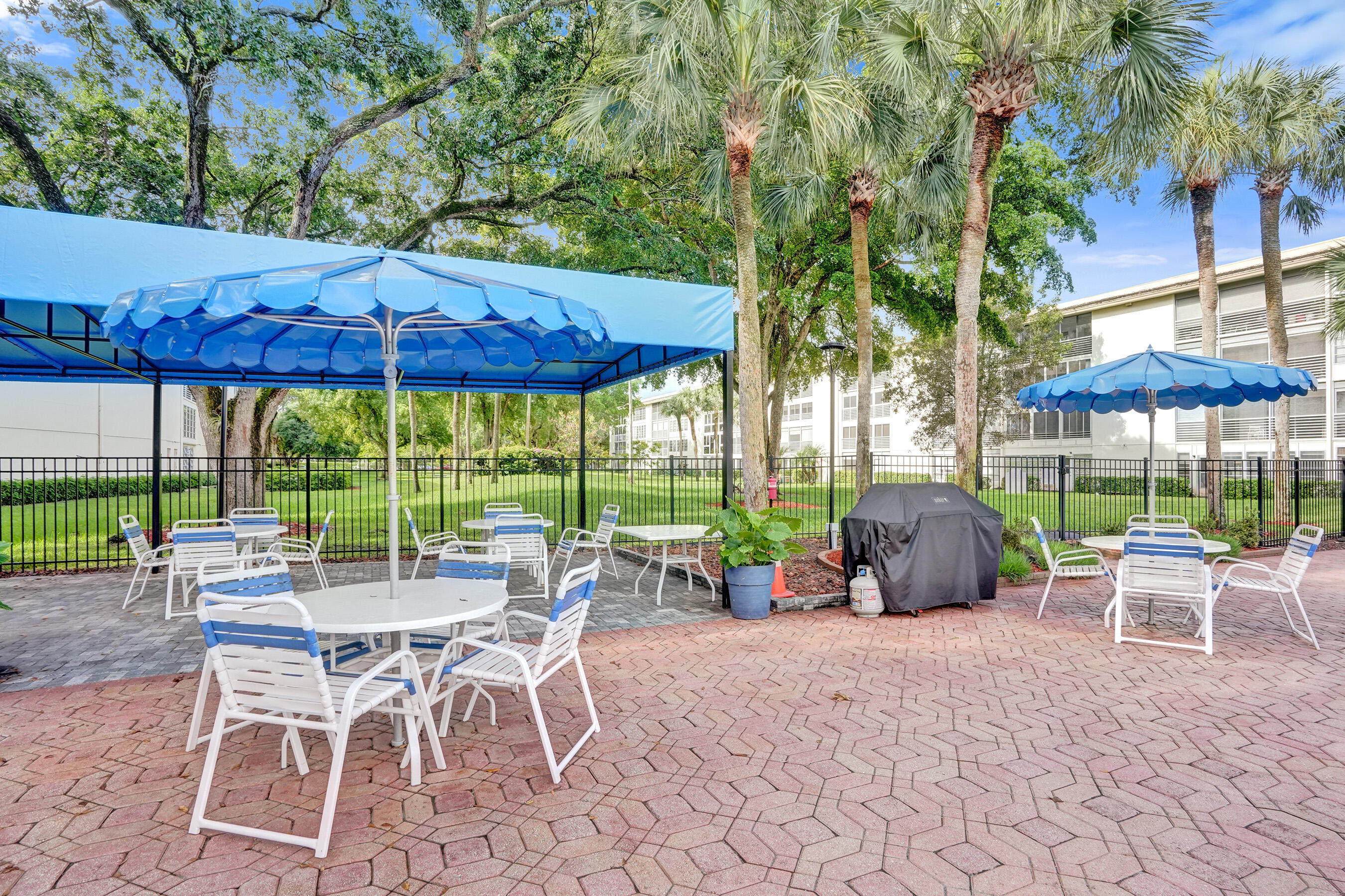 LUCAYA VILLAGE 1-C CONDO - Residential