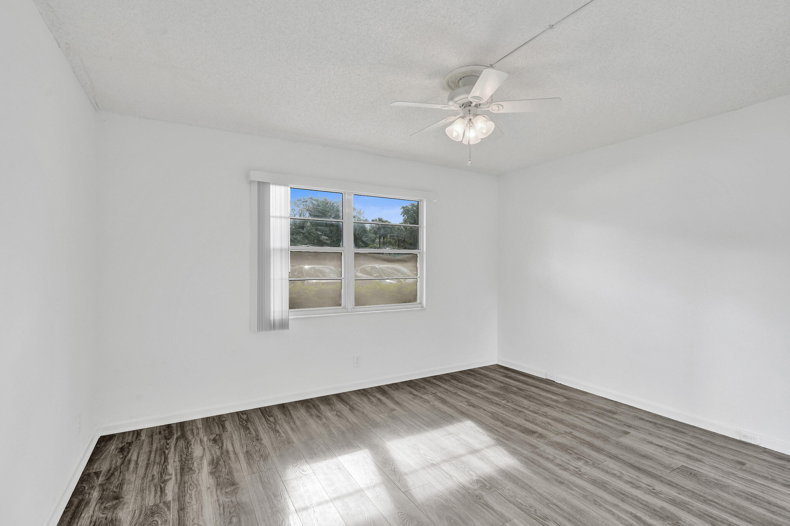 LUCAYA VILLAGE 1-C CONDO - Residential