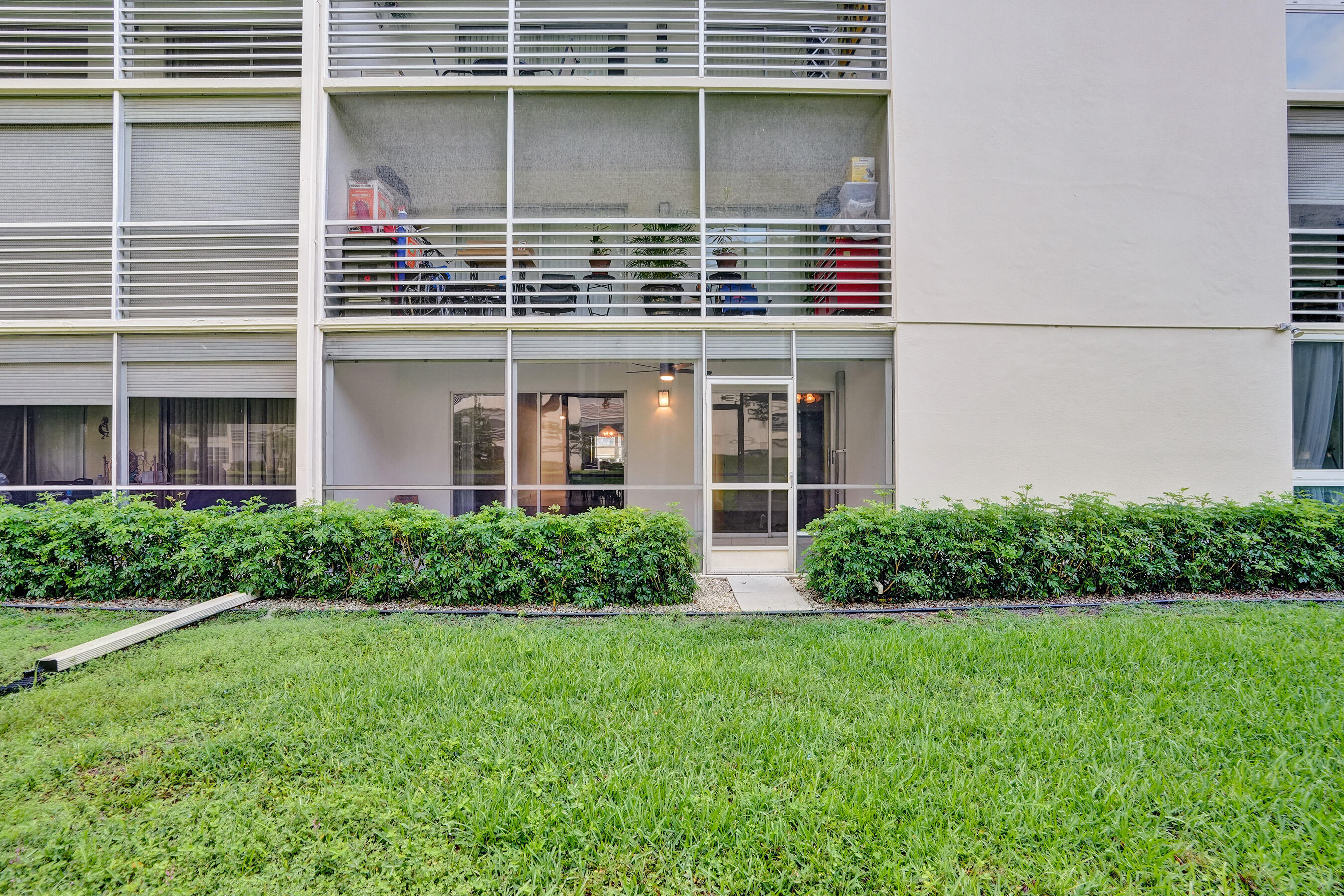 LUCAYA VILLAGE 1-C CONDO - Residential