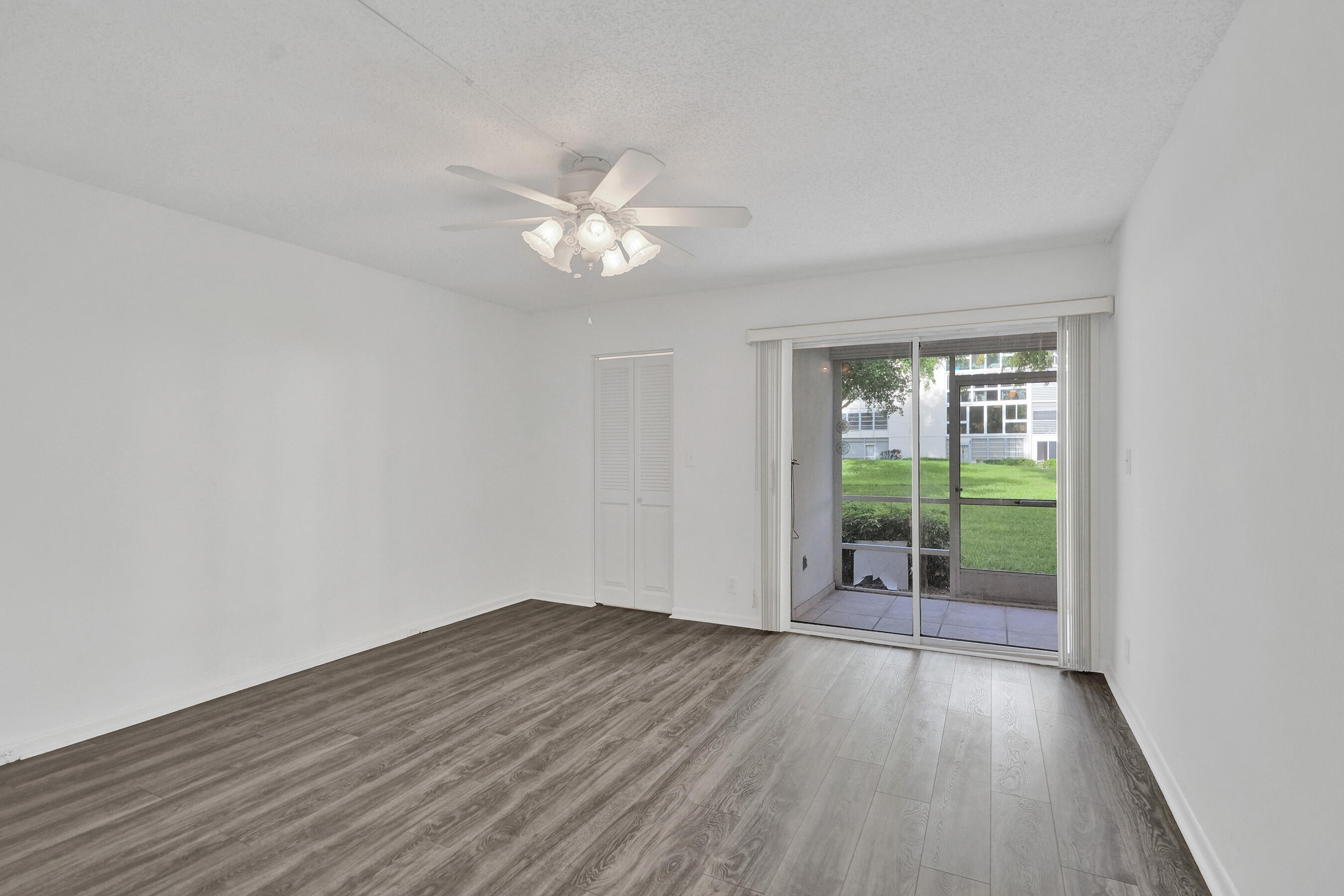 LUCAYA VILLAGE 1-C CONDO - Residential