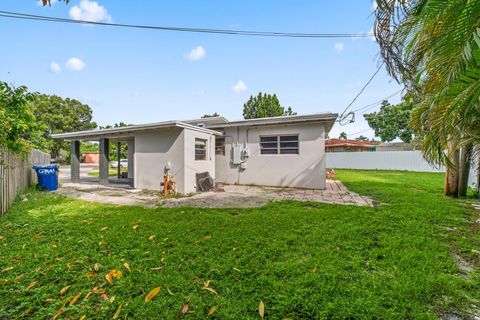 Tiny photo for 371 Kentucky Avenue, Fort Lauderdale, FL 33312 (MLS # B26054021)