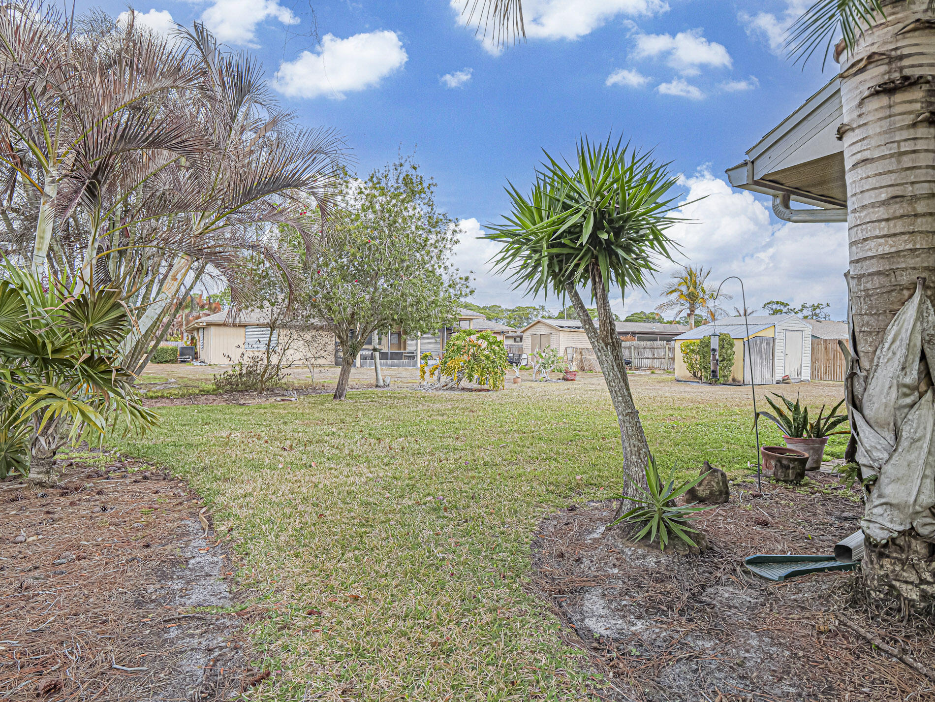 HOLIDAY PINES SUBDIVISION PHASE I - Residential