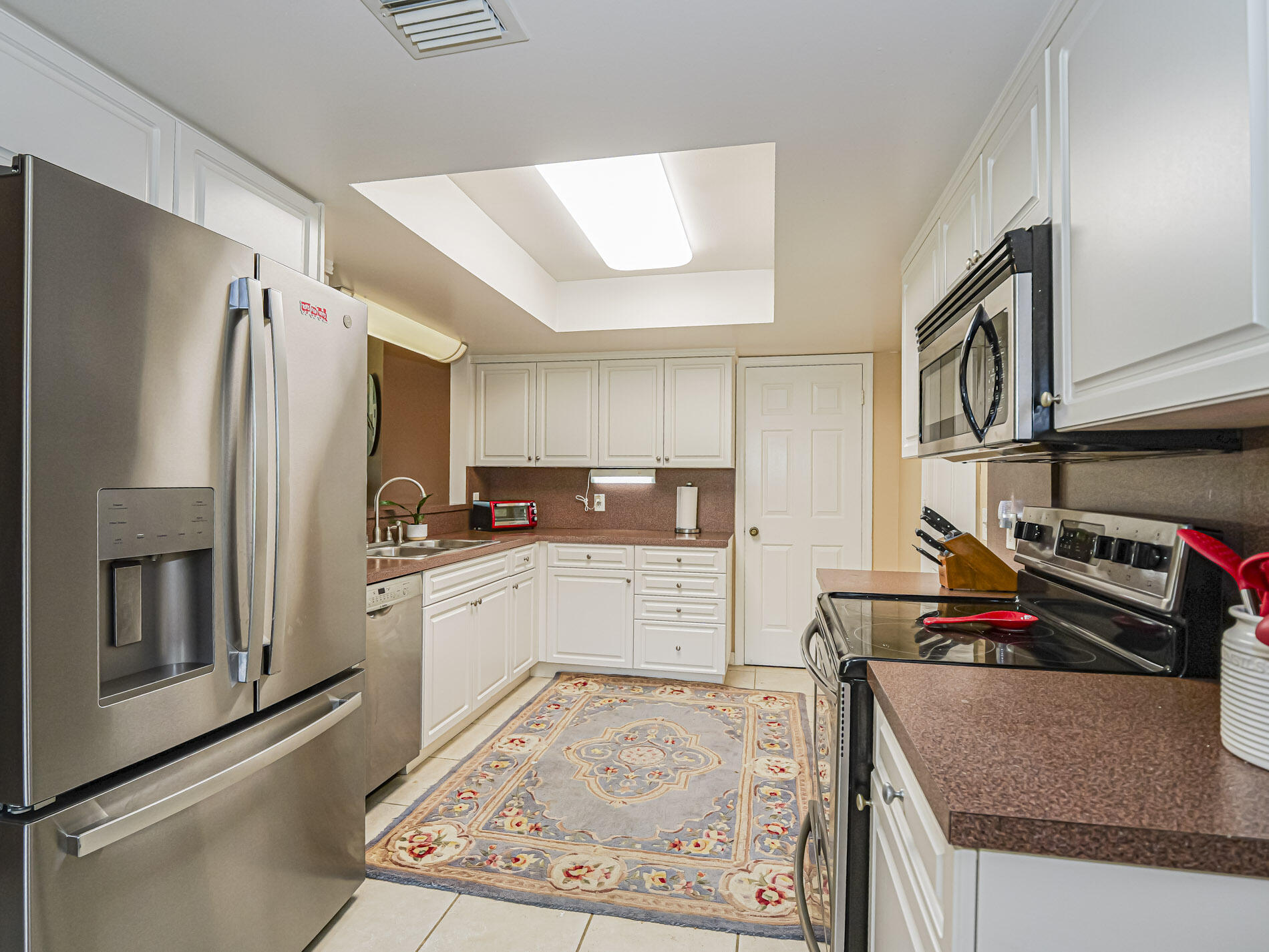 HOLIDAY PINES SUBDIVISION PHASE I - Residential