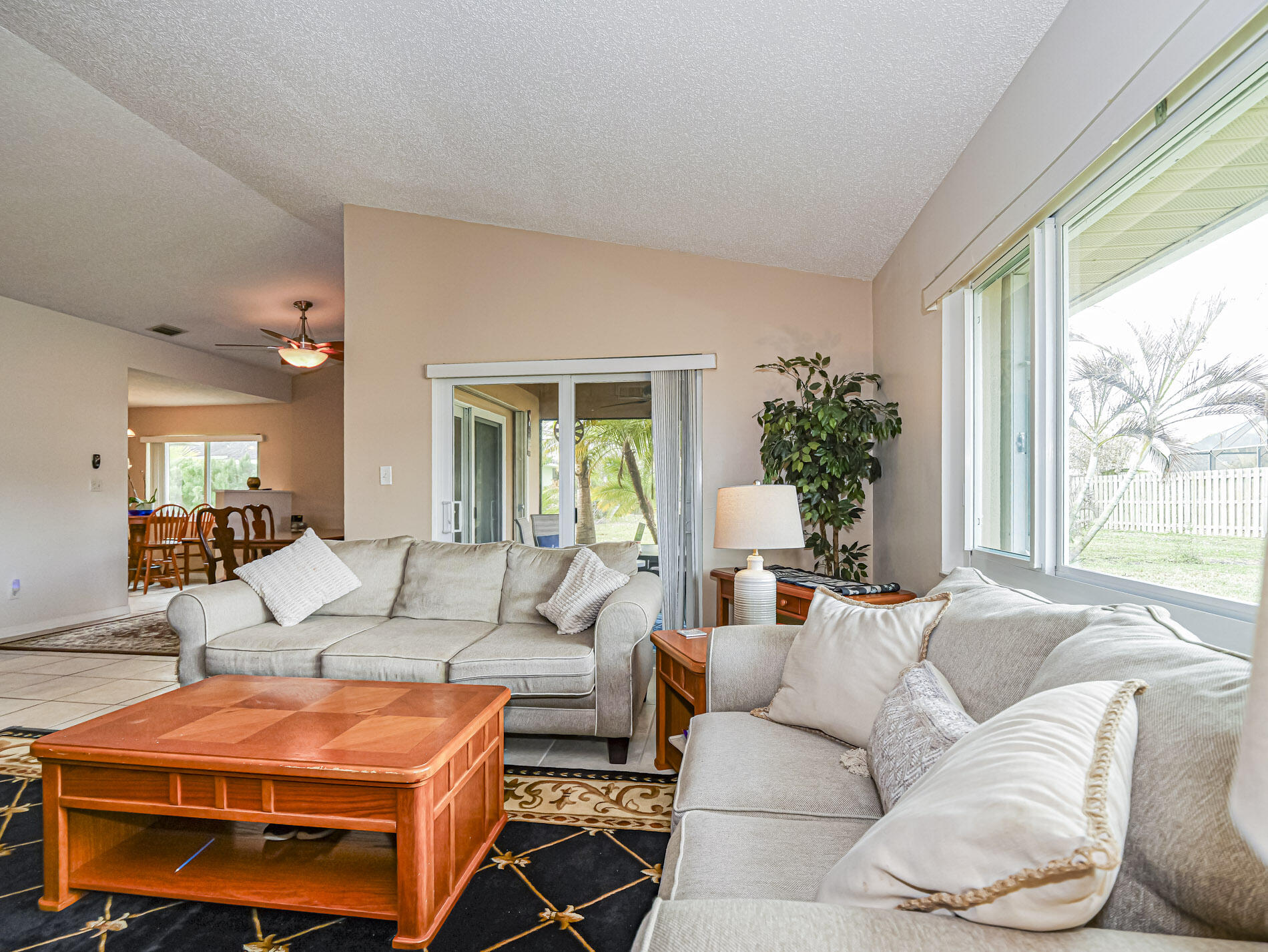 HOLIDAY PINES SUBDIVISION PHASE I - Residential