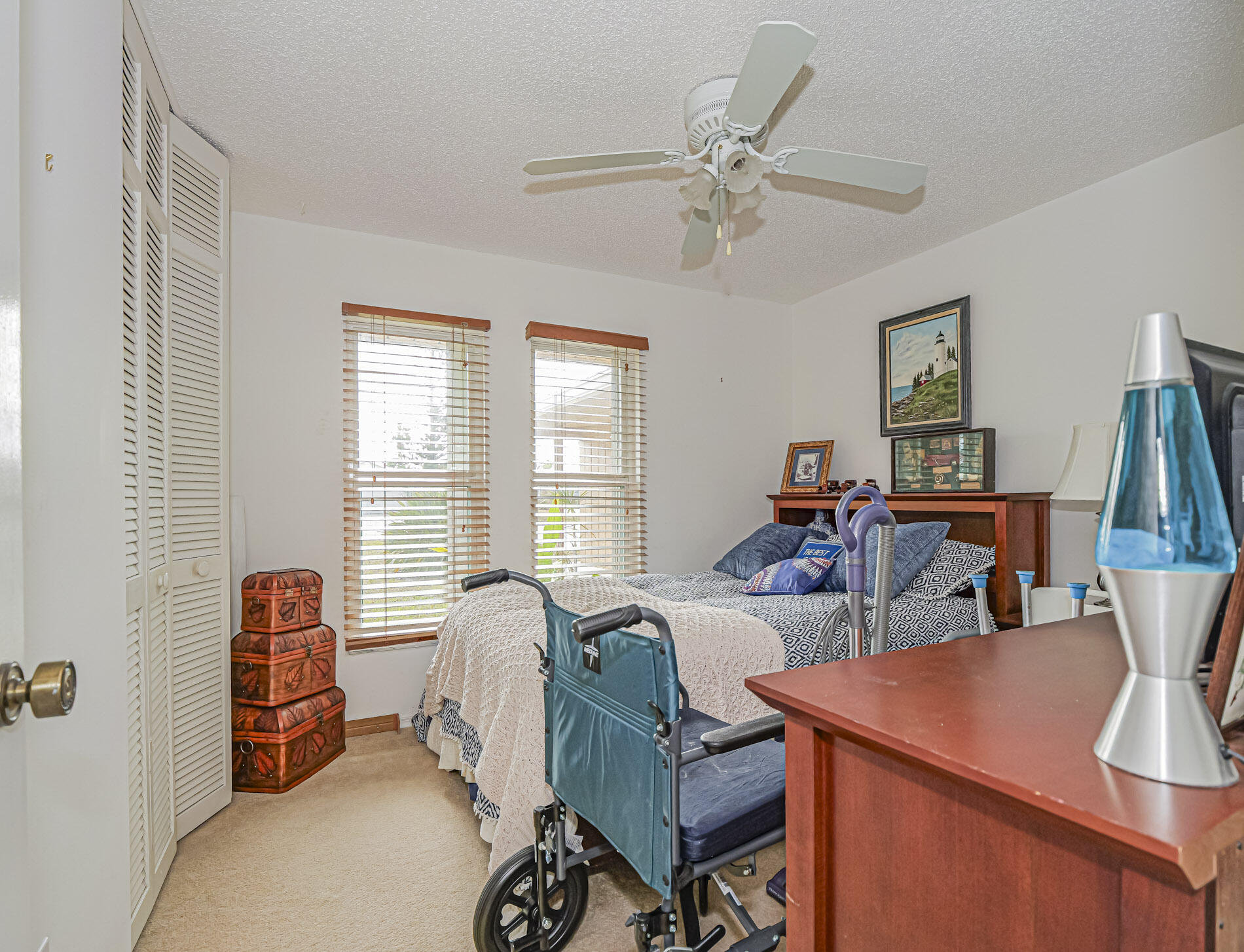 HOLIDAY PINES SUBDIVISION PHASE I - Residential