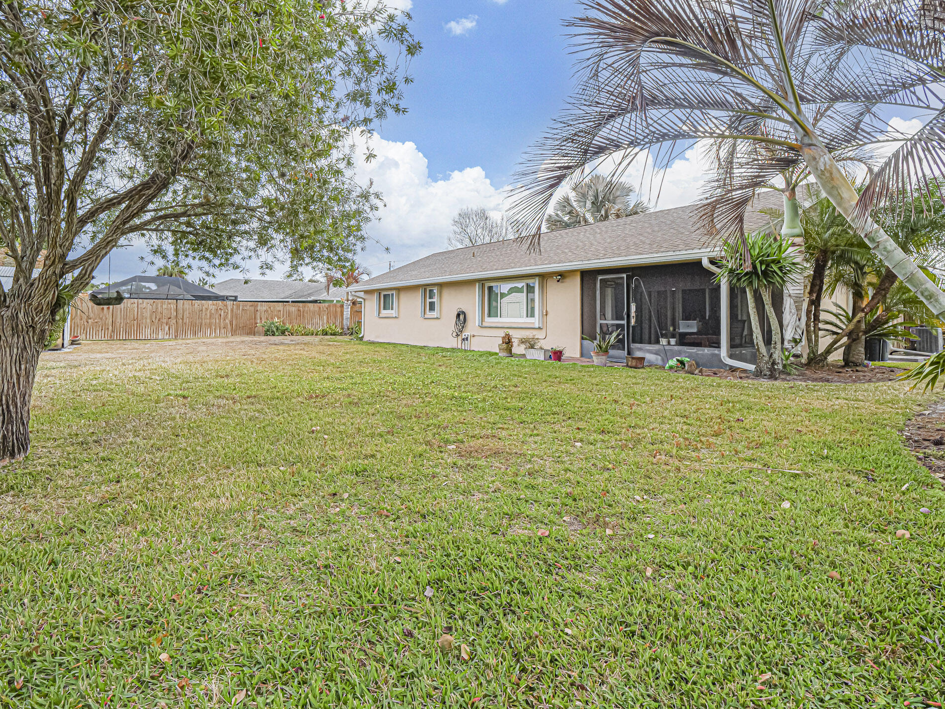 HOLIDAY PINES SUBDIVISION PHASE I - Residential