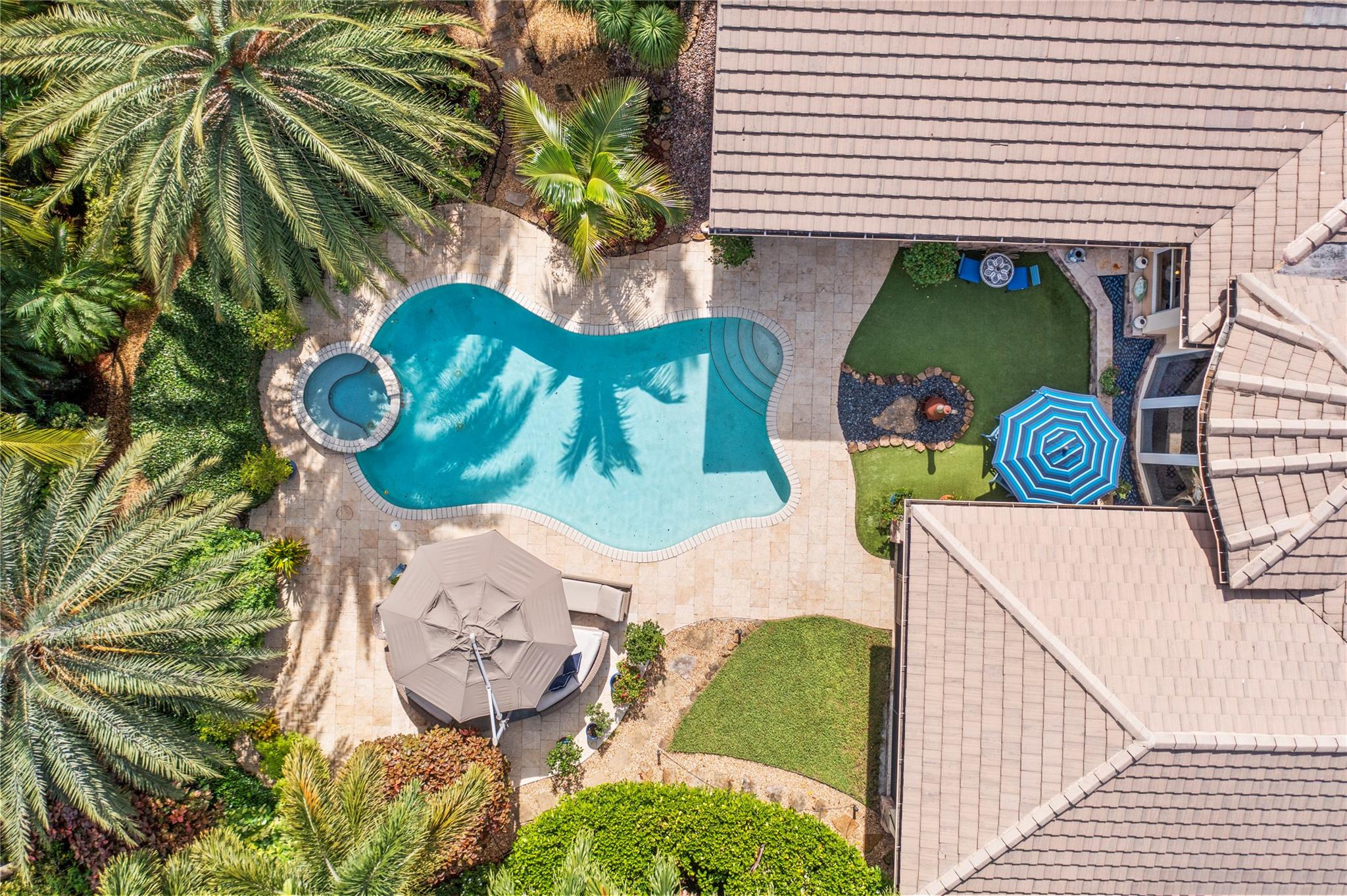 HERON BAY - Residential