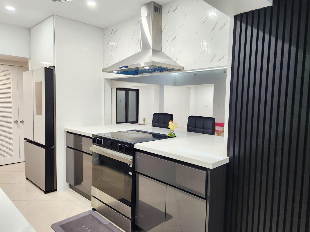 WOODLANDS SEC FIVE - Residential